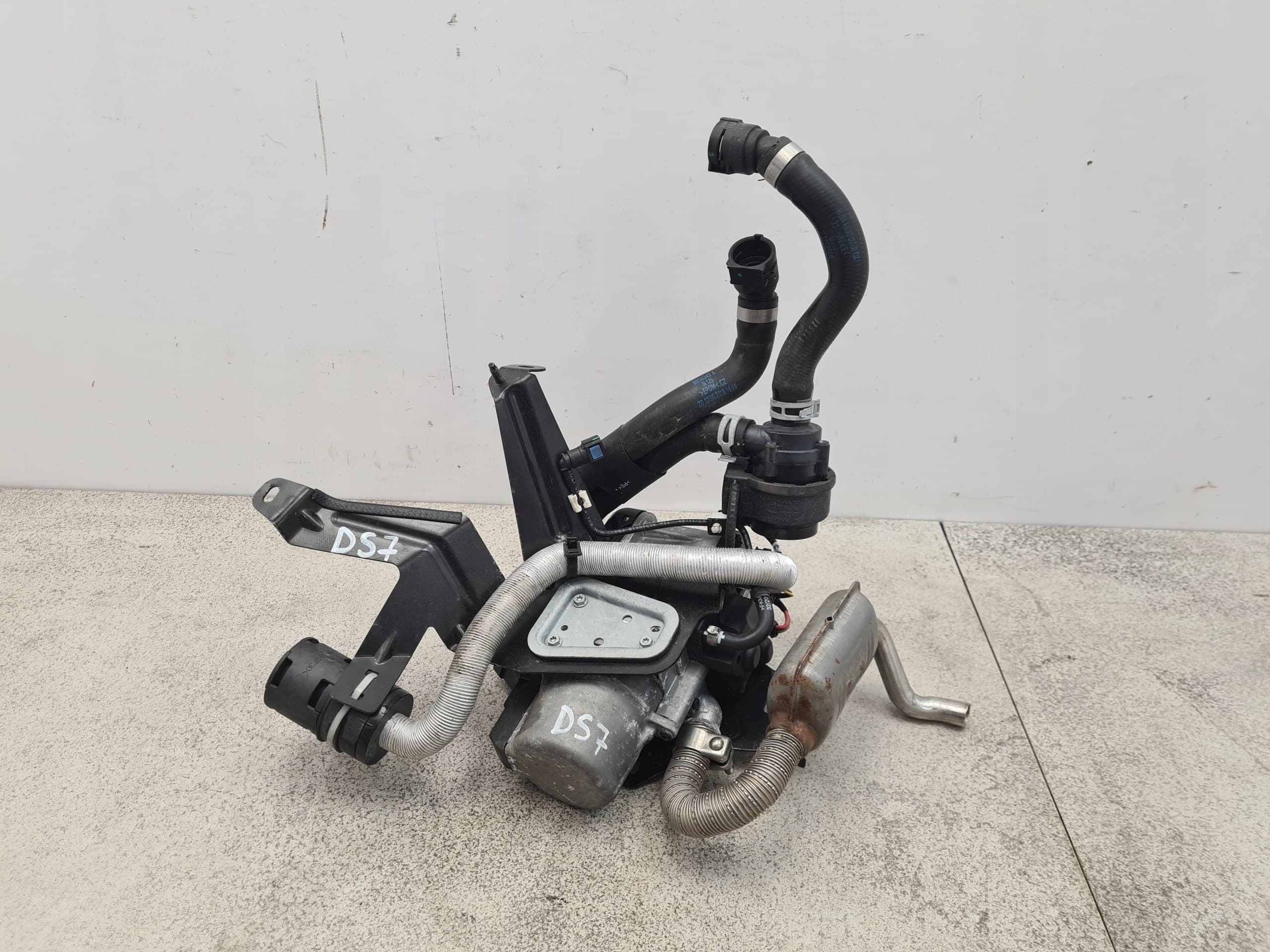 Calefacción estacionaria Webasto para Citroën DS7 9827442680 usado