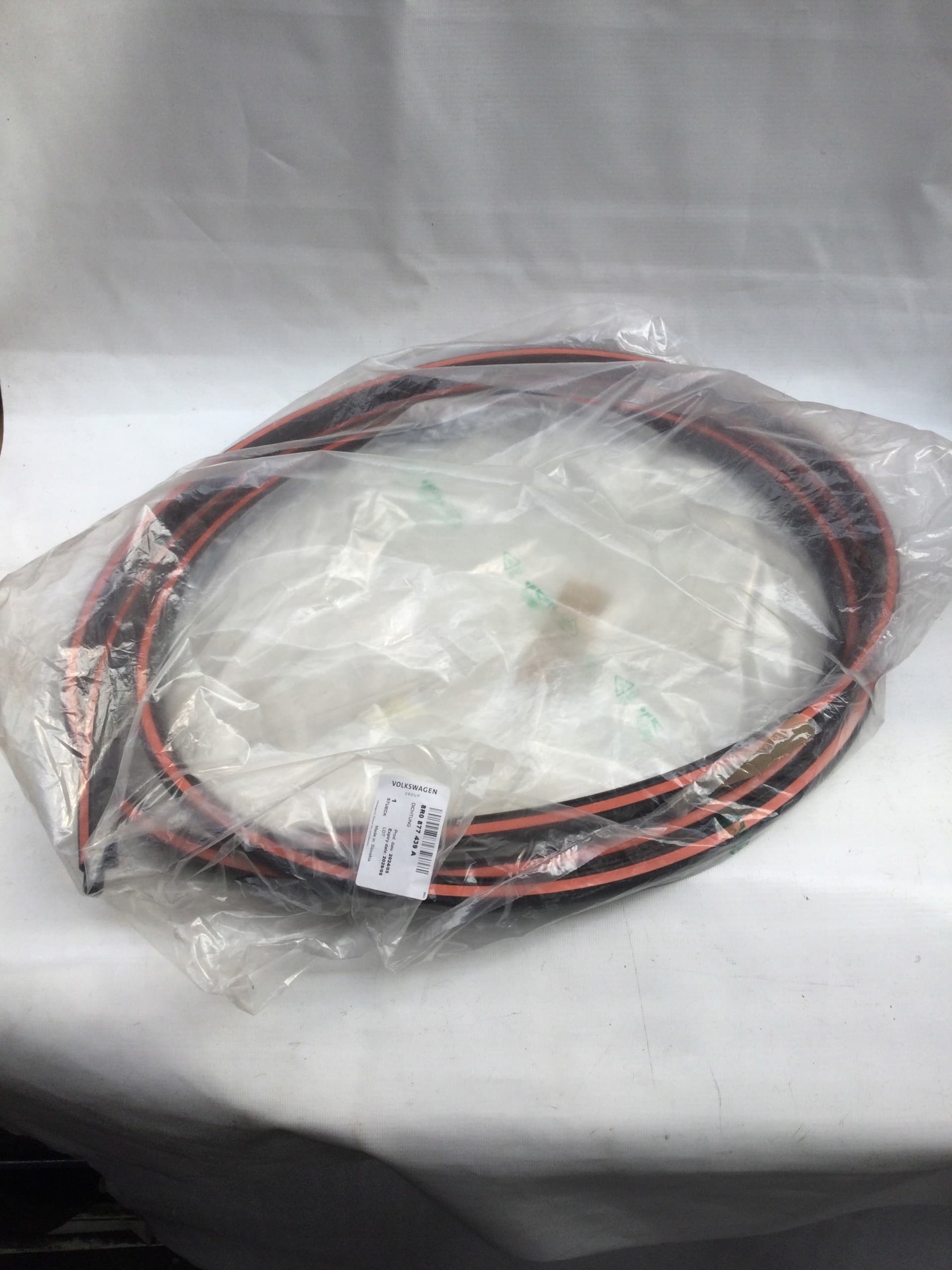 Junta de techo solar VW, Skoda, Seat, Cupra, Audi 8R0877439A nuevo