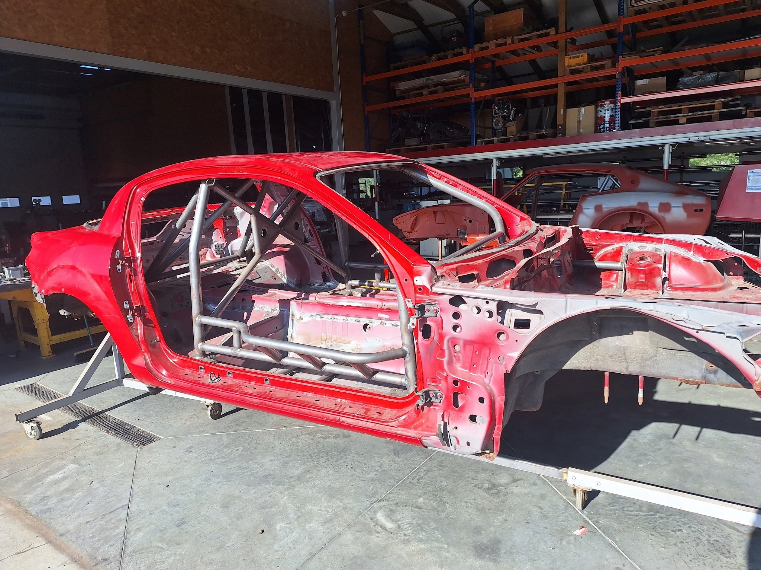 Carrocería Mazda Rx-8 con jaula de seguridad nuevo