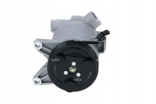 Compresor de aire acondicionado Nissan Murano 08- Nrf 32989 usado 4
