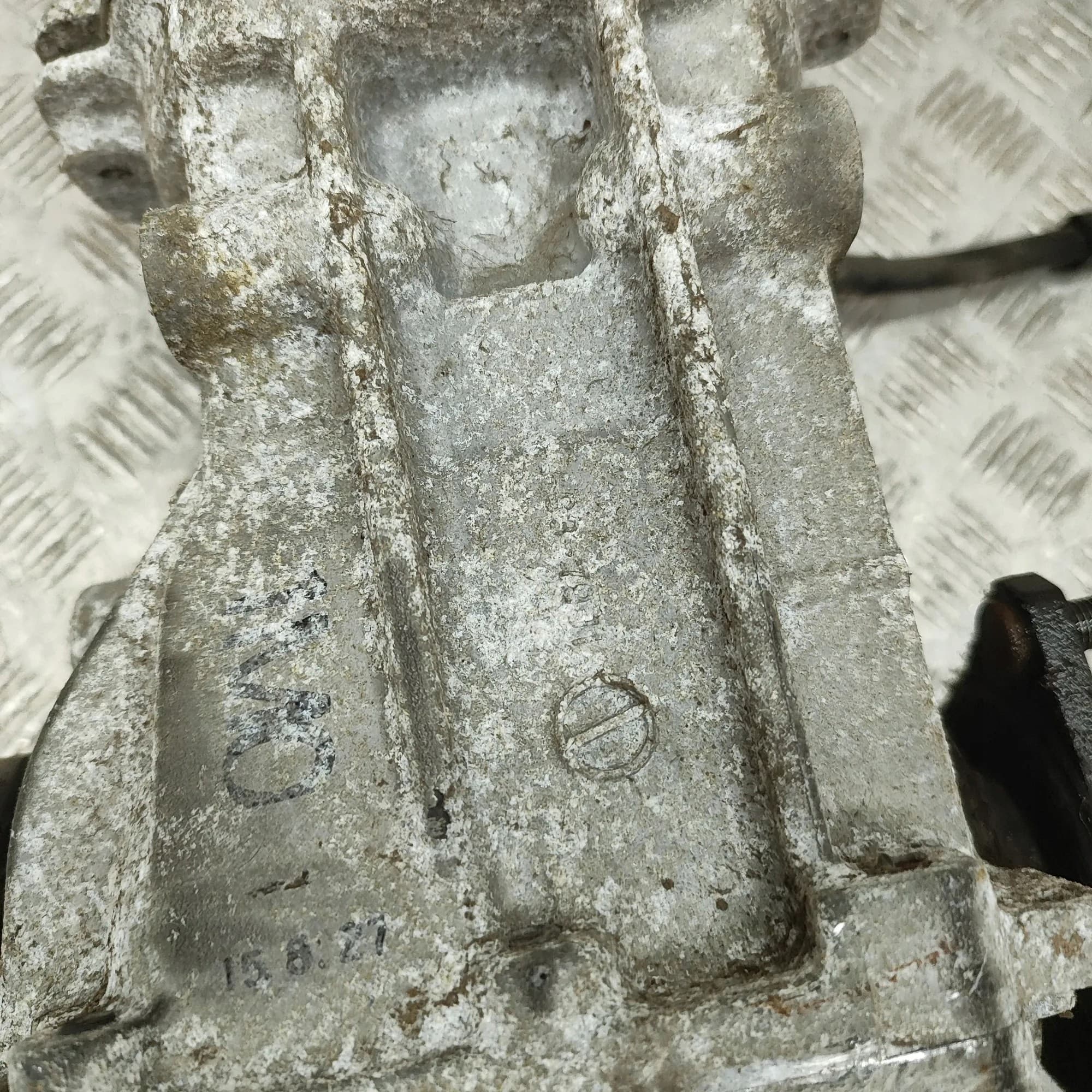 Reductor Trasero Suzuki Vitara (LY) 2745057L00 1.6L 88kW 2015 usado 8