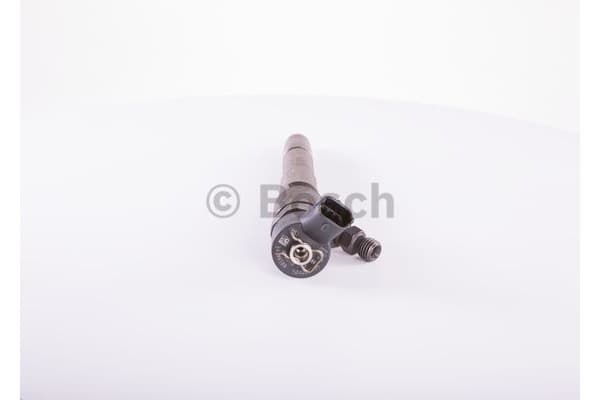 Inyector Bosch 0 445 110 273 nuevo 9