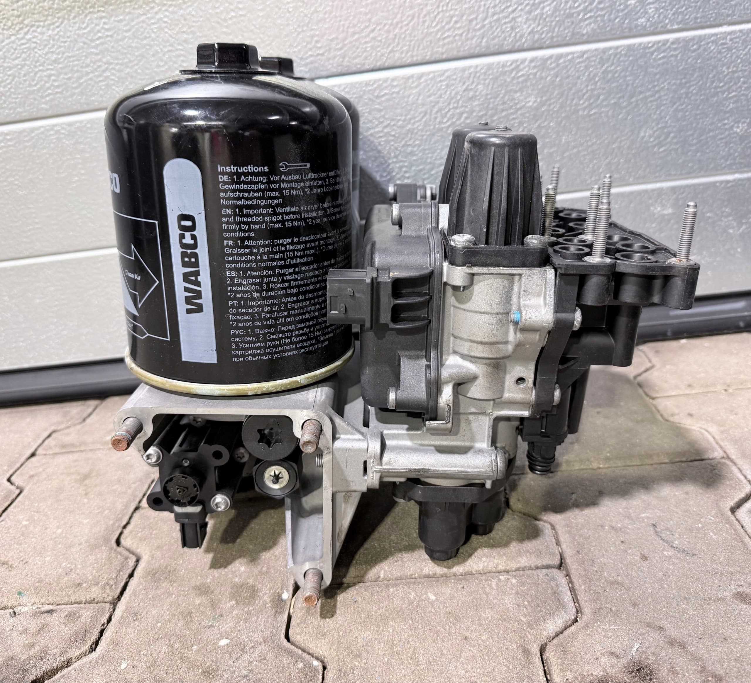 Secador de Aire Aps Scania 2801381 usado 2