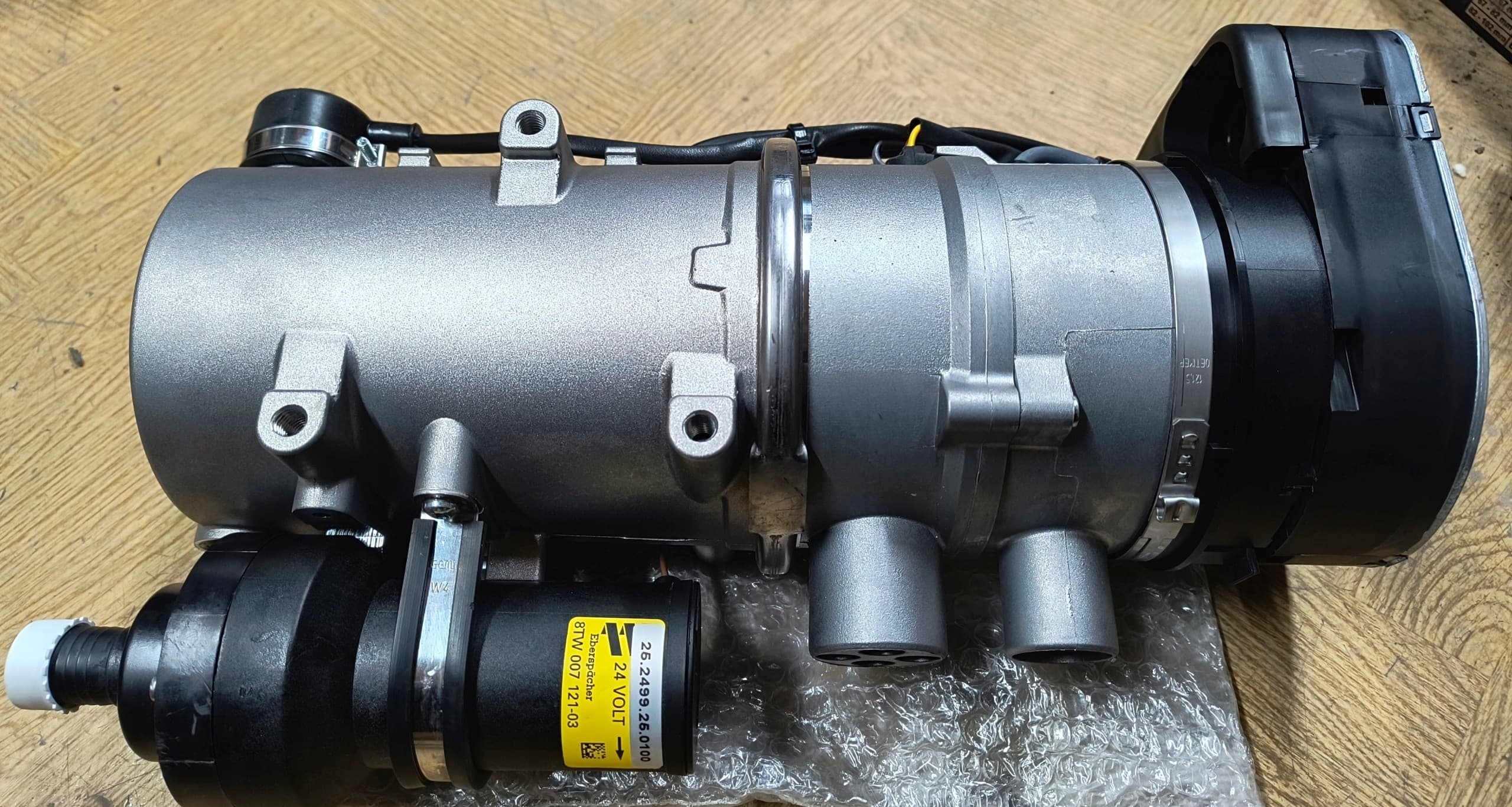Calefactor Webasto Thermo 90 ST 24V nuevo 3