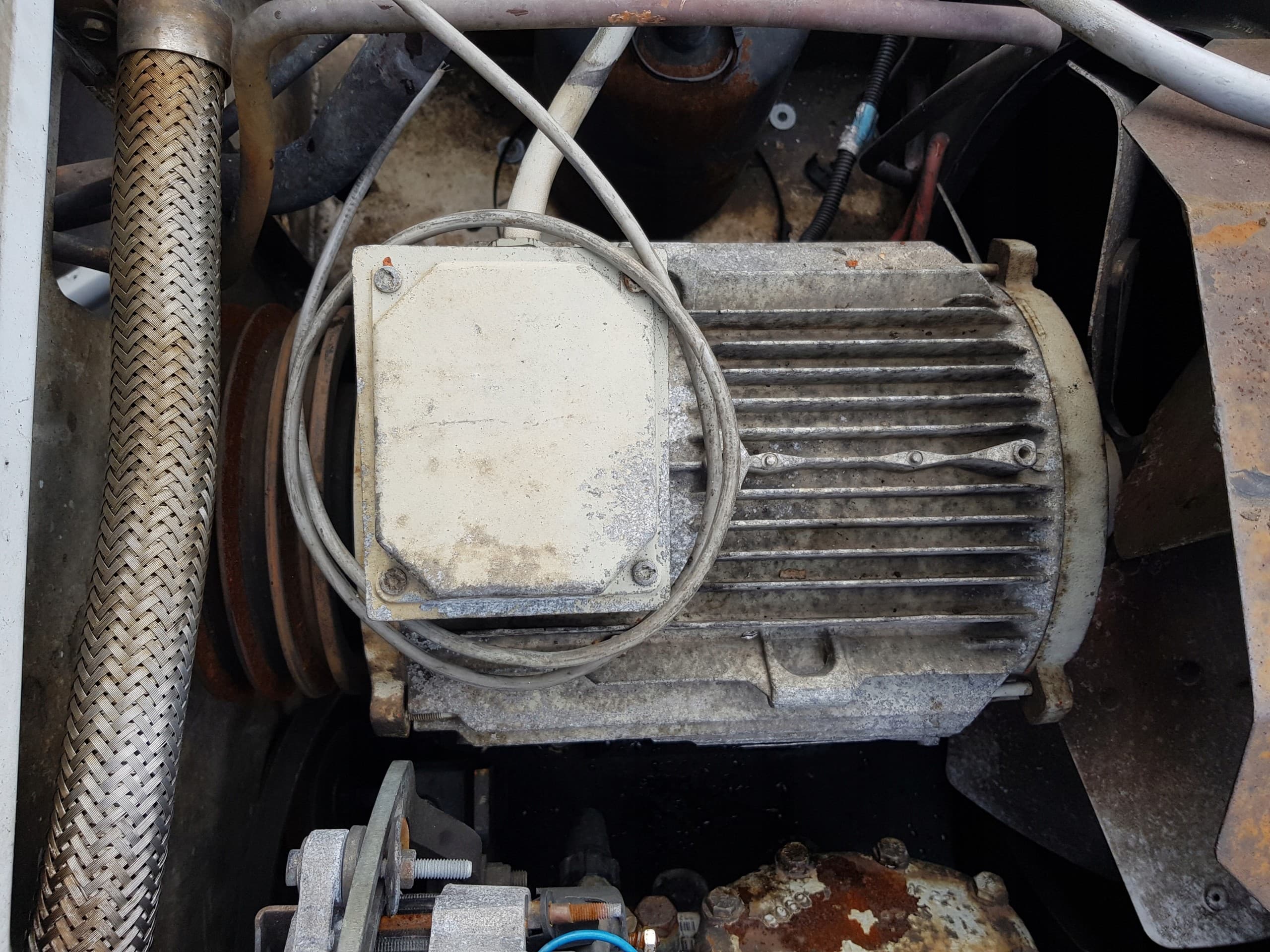 Motor Eléctrico 11kW Carrier Supra 850 usado