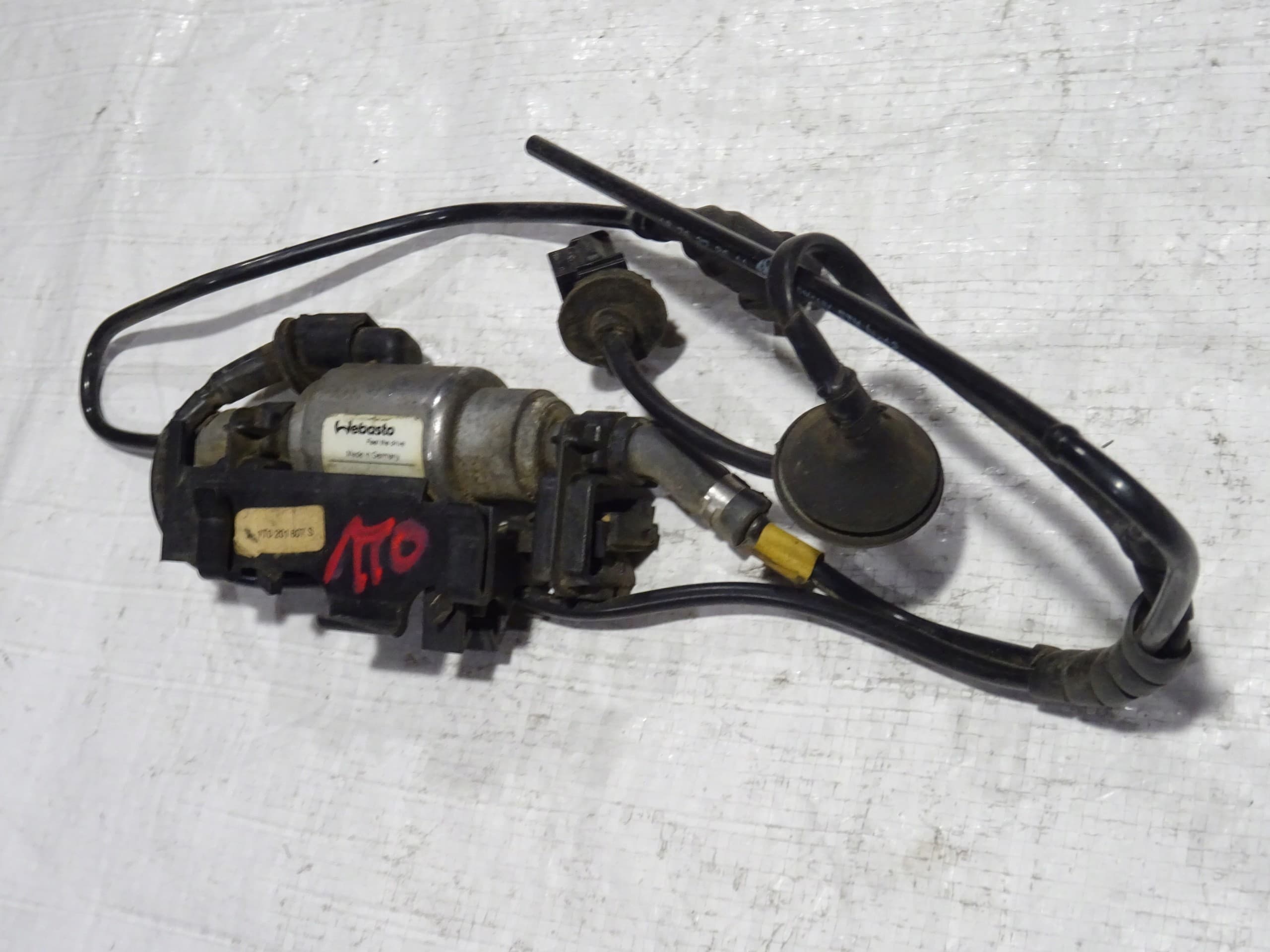 Bomba de Combustible Webasto VW Touran I 1 1T0 1T0201607S usado 3