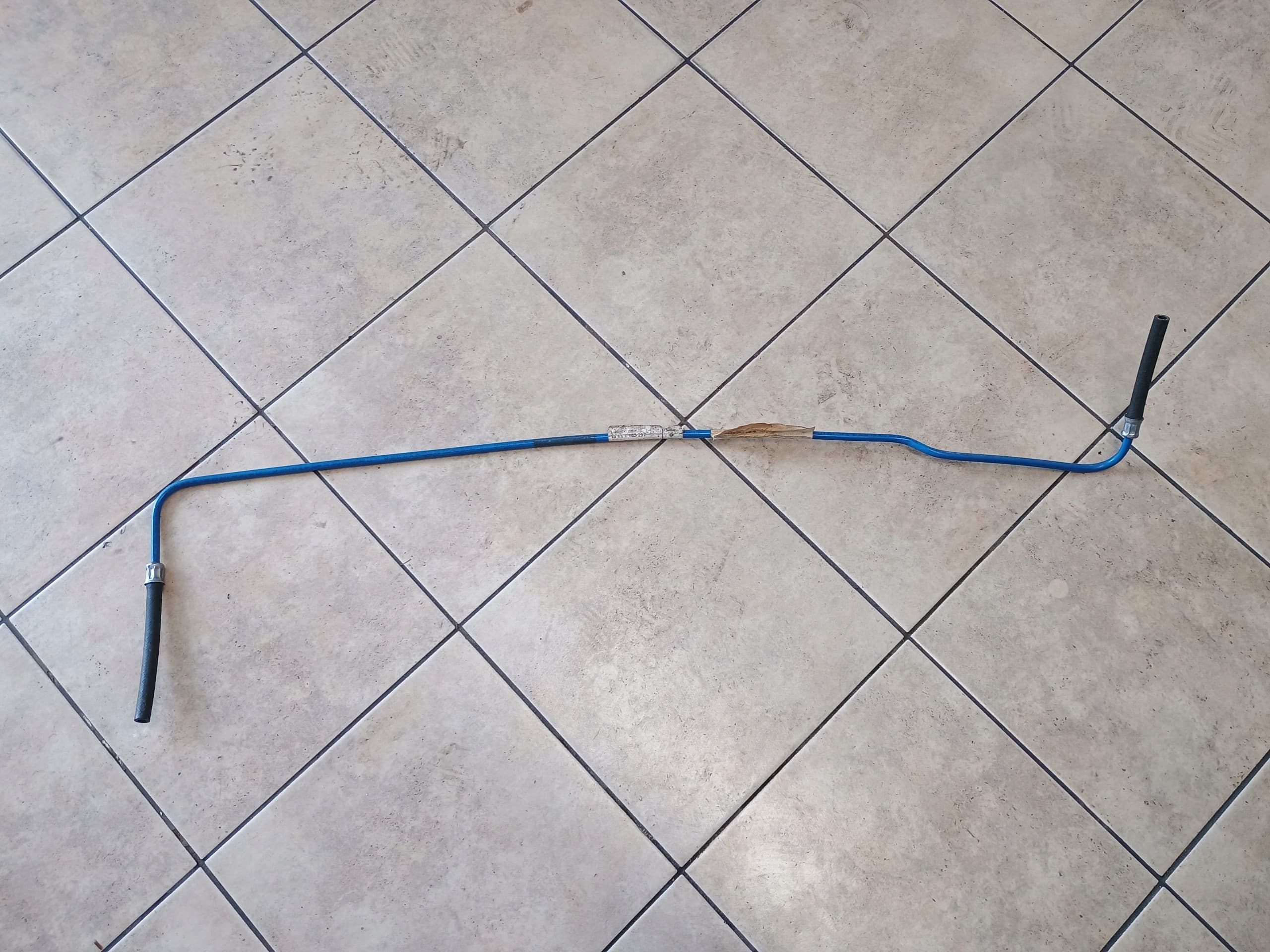 Tubería de Combustible BMW 5 E39 16111183297 Original nuevo 2