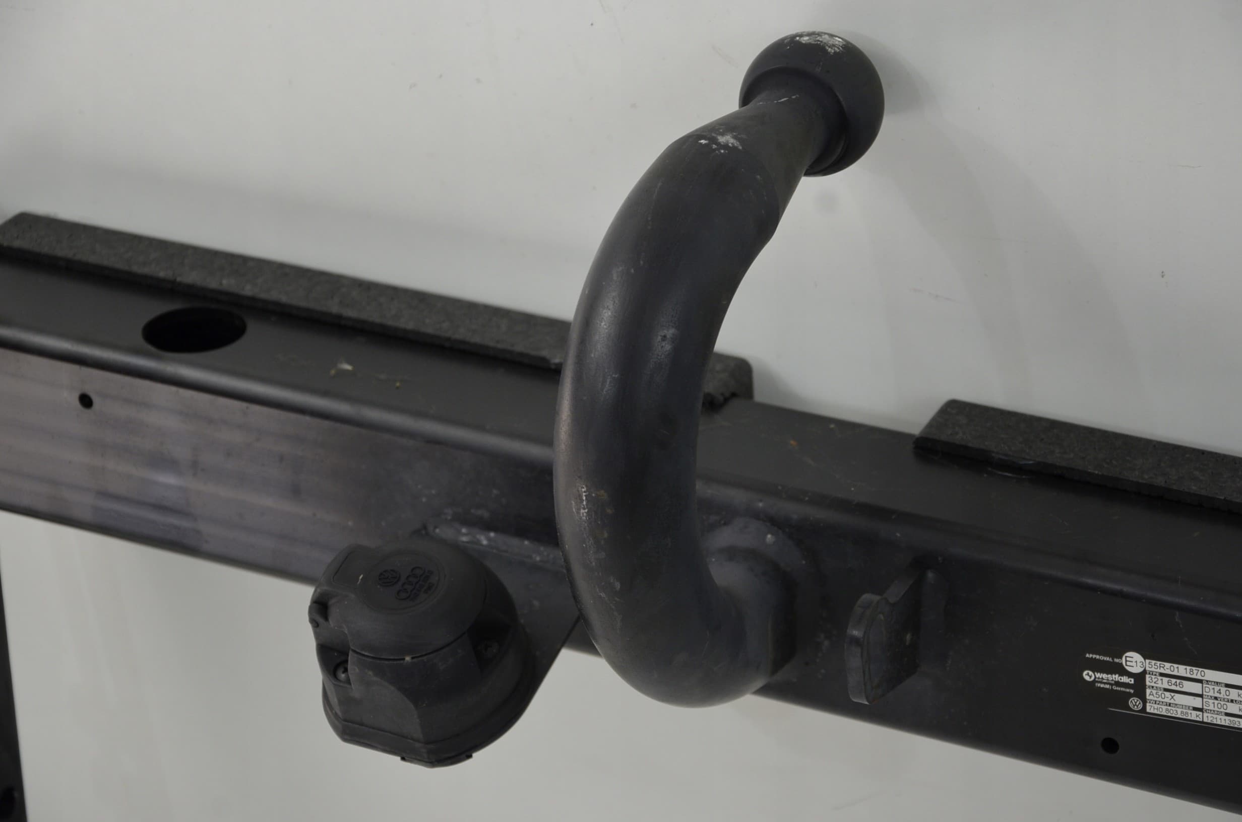 Barra de Remolque Westfalia VW T5 7H0803881K nuevo 4