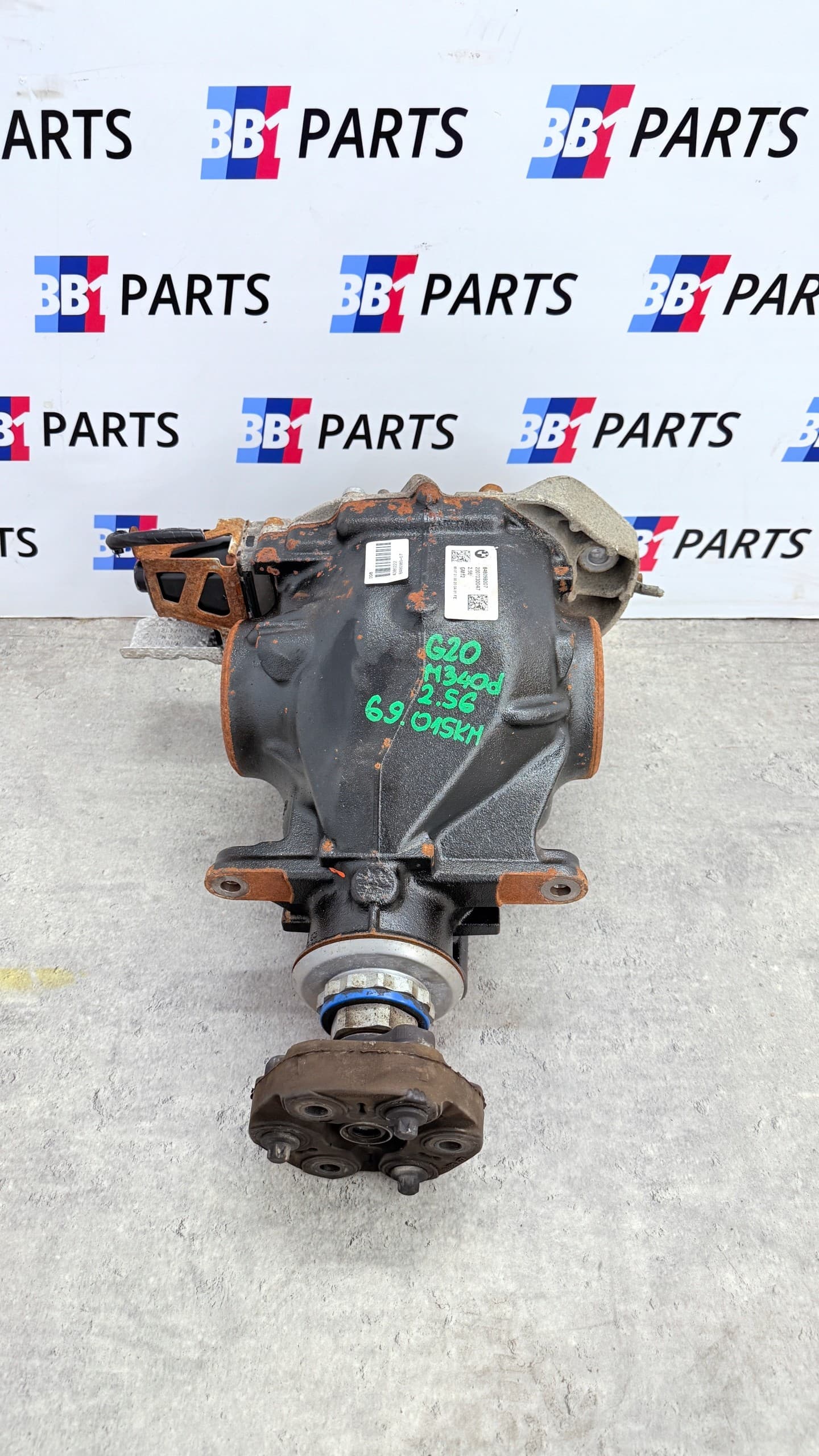 Puente diferencial trasero BMW G20 G21 G26 M340d 2.56 8480980 usado