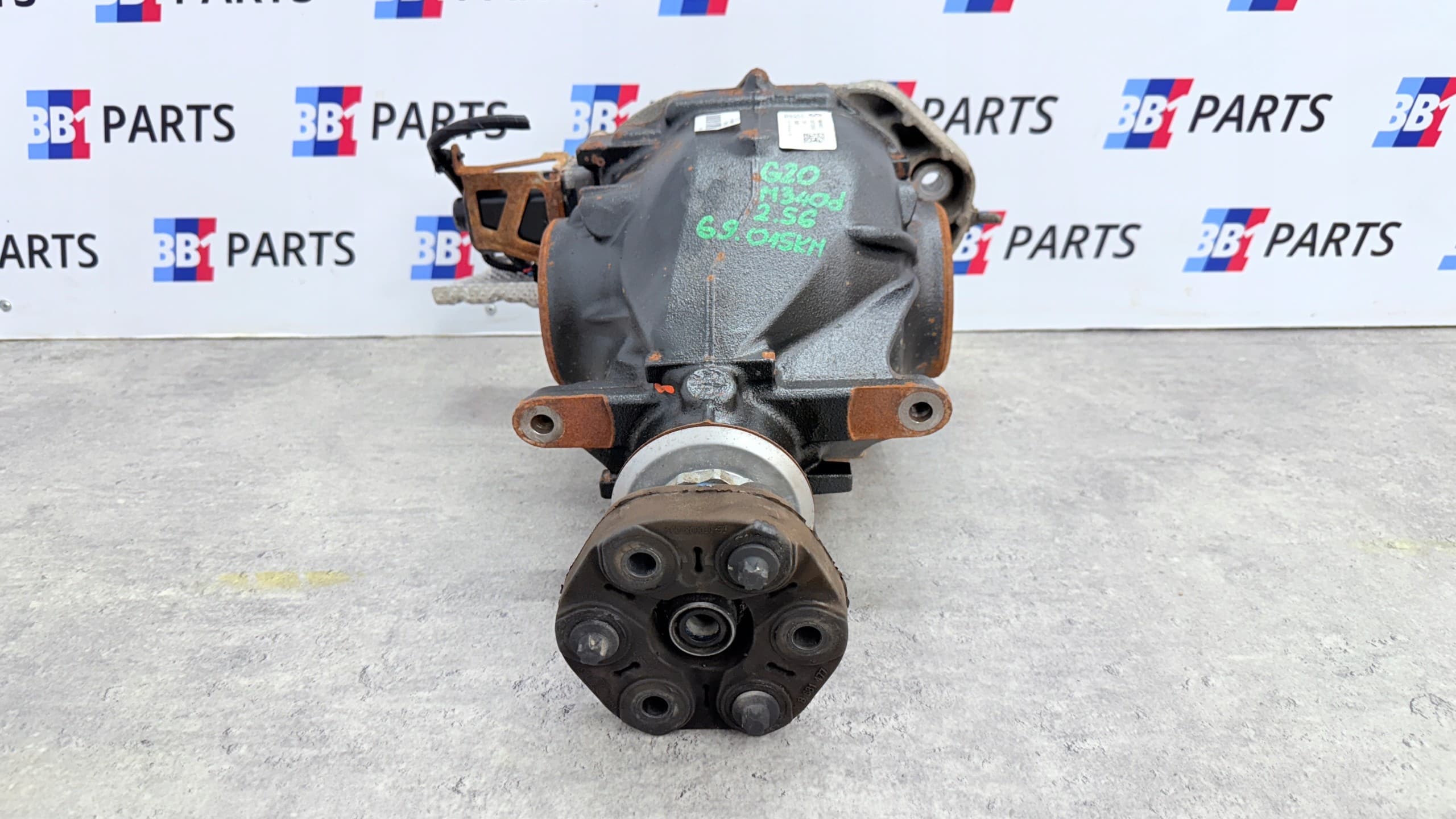 Puente diferencial trasero BMW G20 G21 G26 M340d 2.56 8480980 usado 3