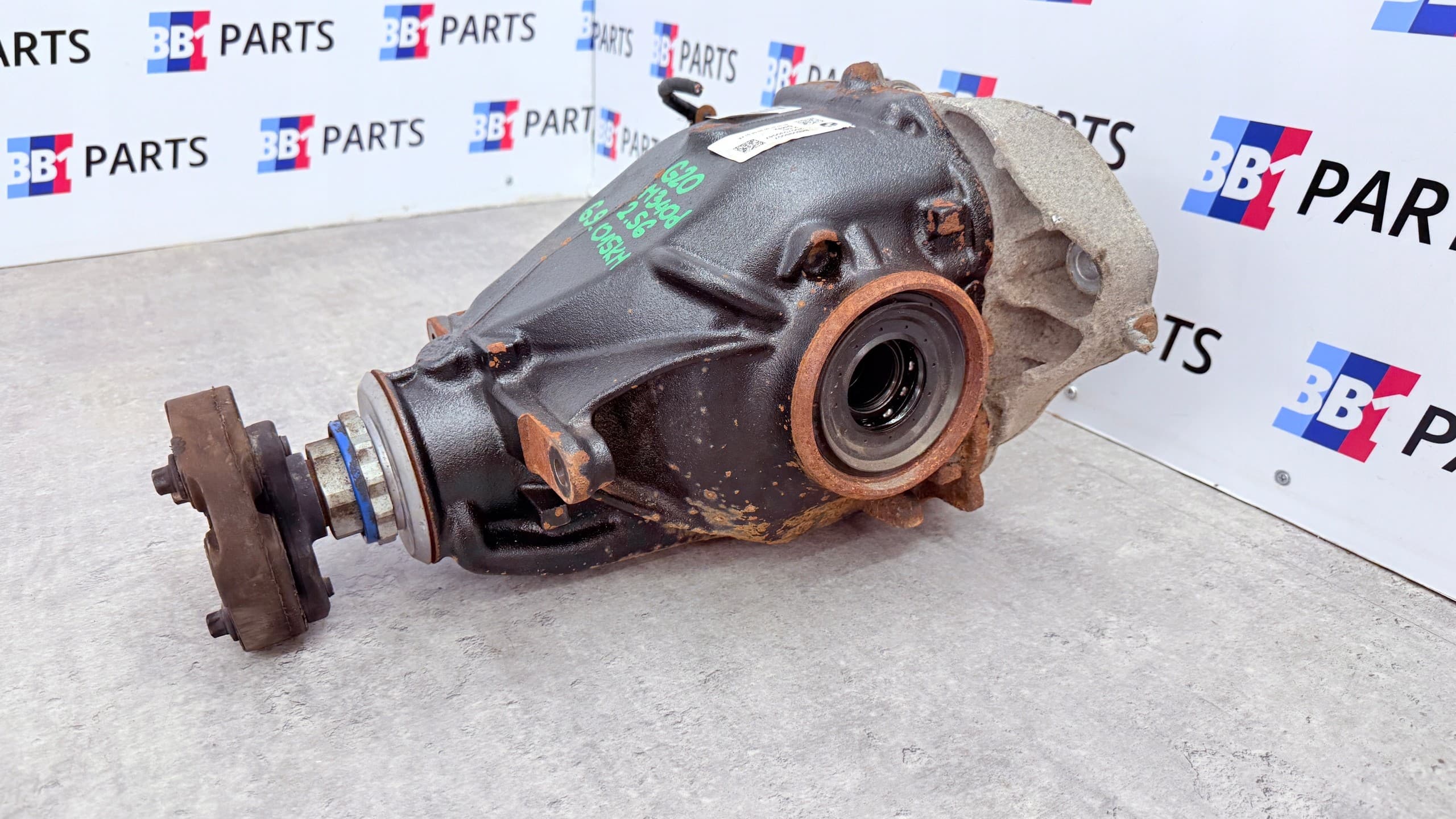 Puente diferencial trasero BMW G20 G21 G26 M340d 2.56 8480980 usado 4