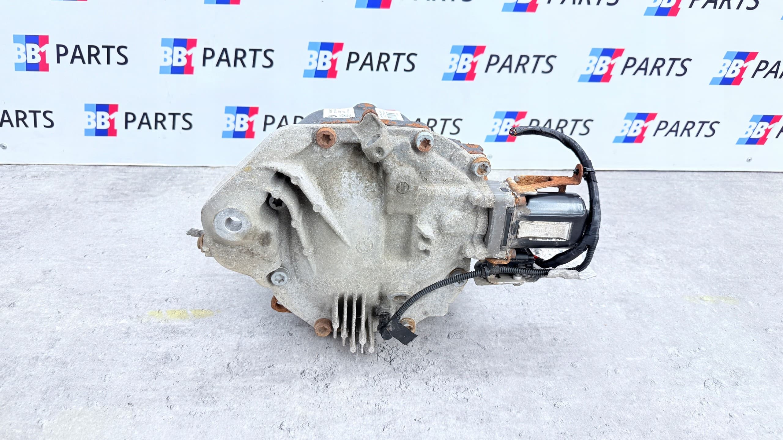 Puente diferencial trasero BMW G20 G21 G26 M340d 2.56 8480980 usado 7