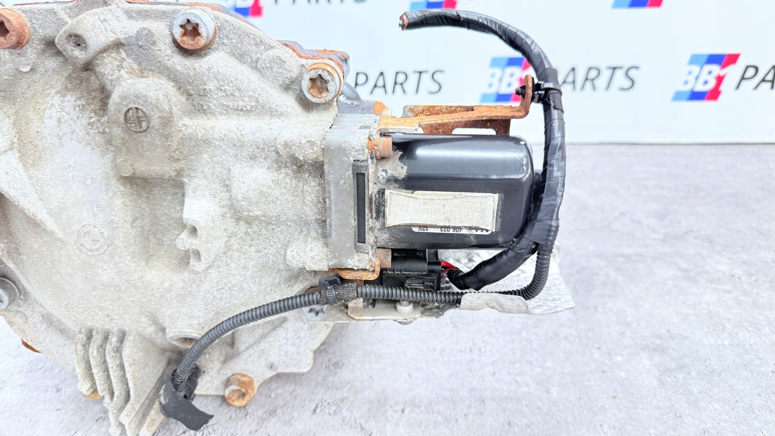 Puente diferencial trasero BMW G20 G21 G26 M340d 2.56 8480980 usado 9