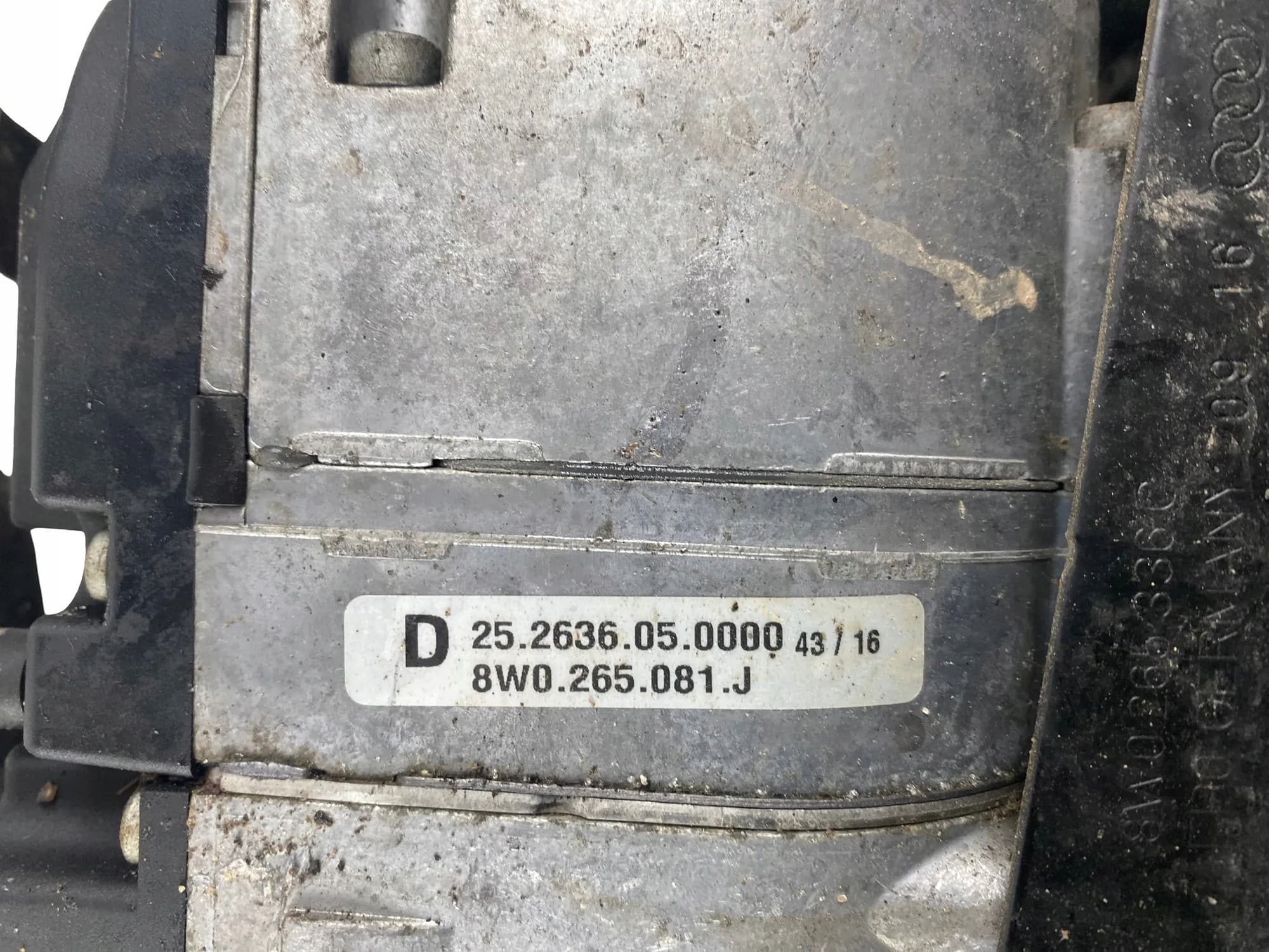 Webasto Audi A4 (8W2, B9) 8W0265081J 2017 usado 7