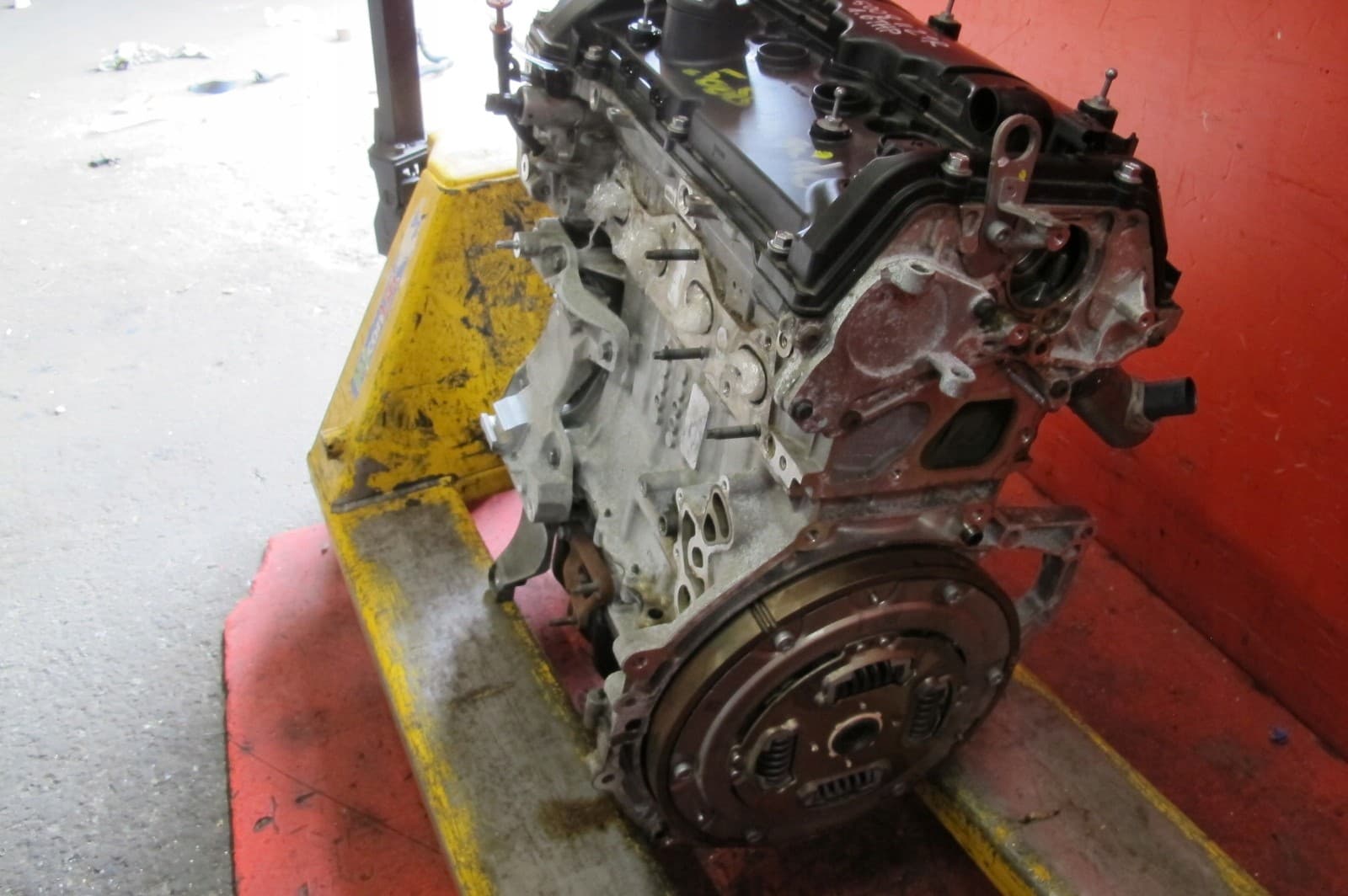 Motor Peugeot 5008 II 1.6 Thp Híbrido Código 5G06 10FKBJ usado 4