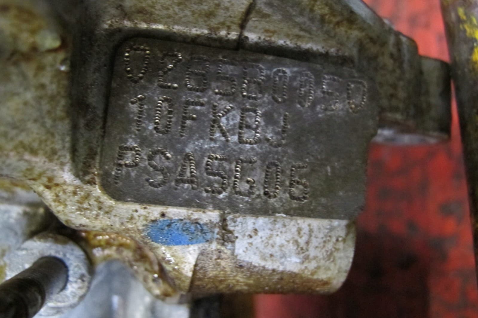 Motor Peugeot 5008 II 1.6 Thp Híbrido Código 5G06 10FKBJ usado 5