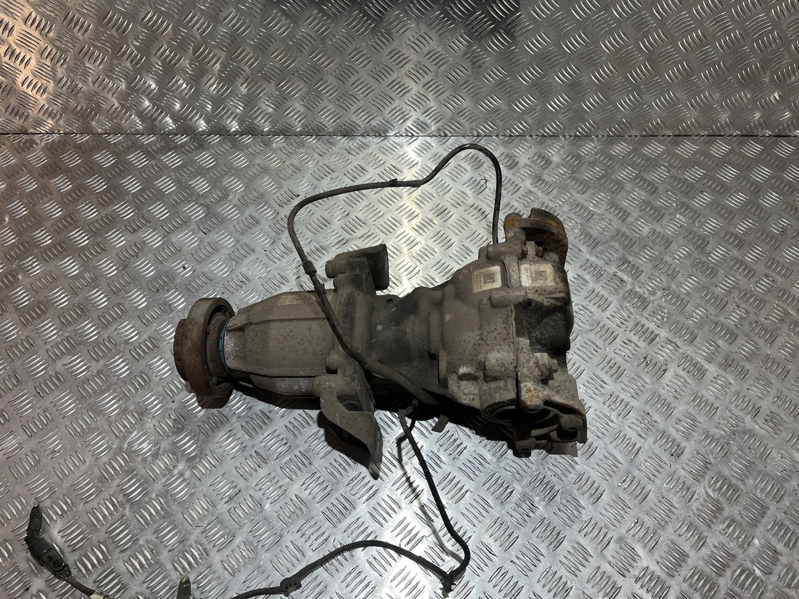 Diferencial trasero Ford Kuga MK2 2013- 2.0 Tdci CV6W 4B025 DF usado 2