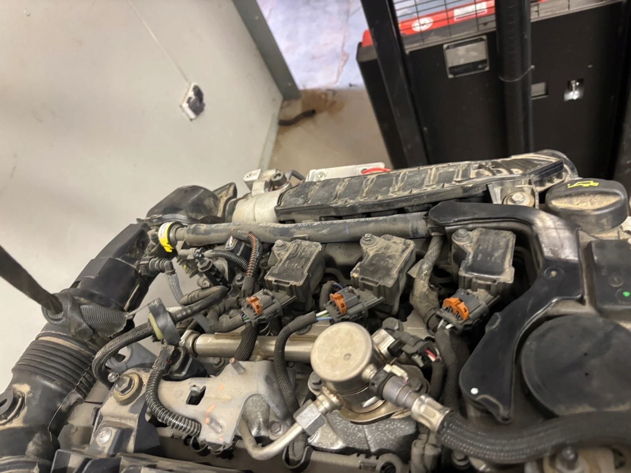 Motor Completo Citroën C5 Aircross 1.2THP HN05 32.000 km usado 10