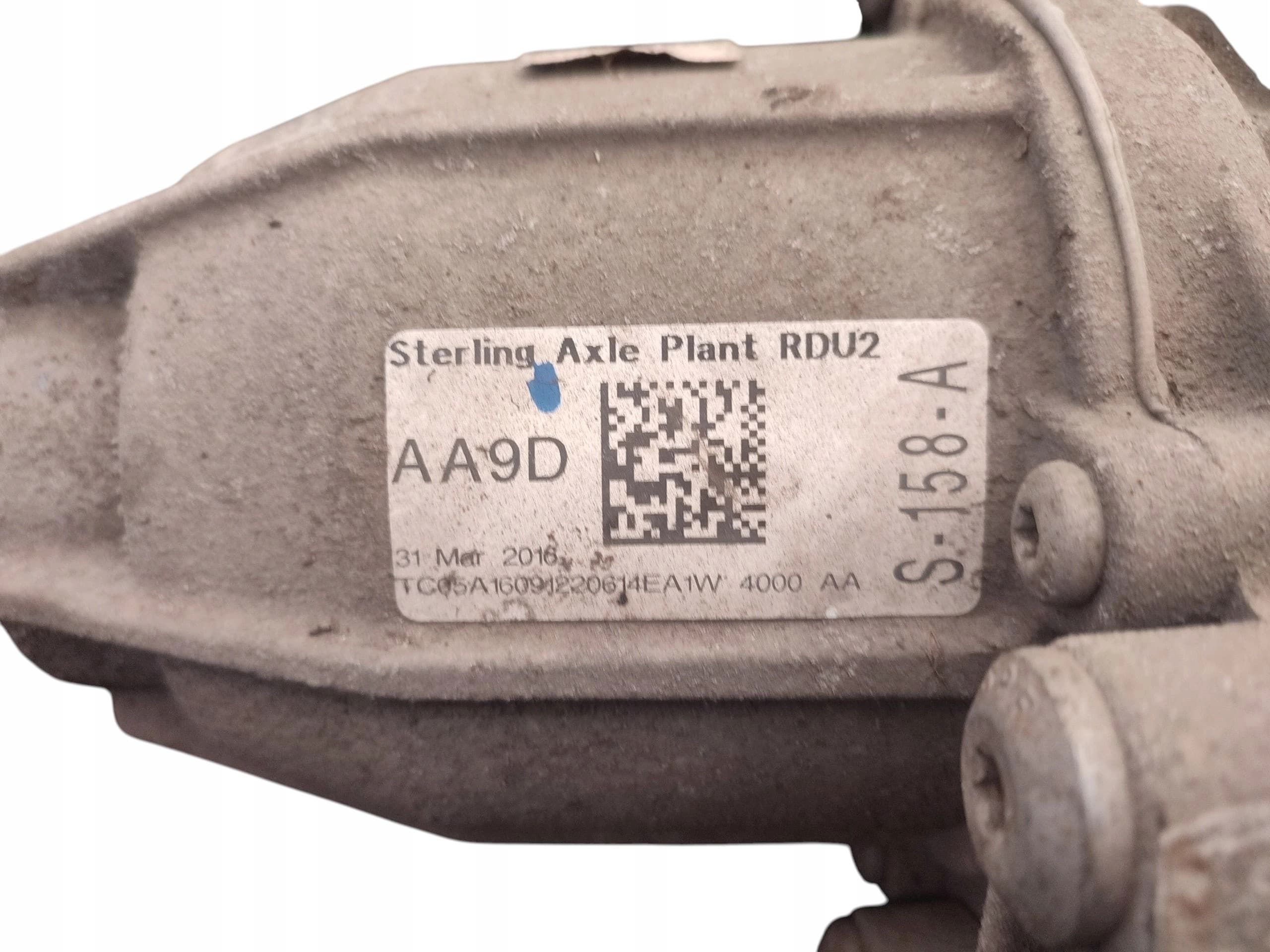 Puente diferencial trasero Ford Edge II MK2 2.0 Tdci S-158-A usado 3