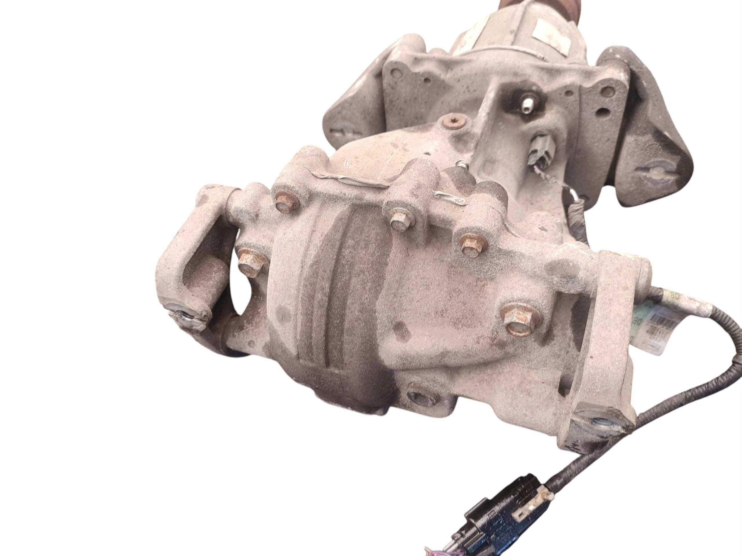 Puente diferencial trasero Ford Edge II MK2 2.0 Tdci S-158-A usado 4