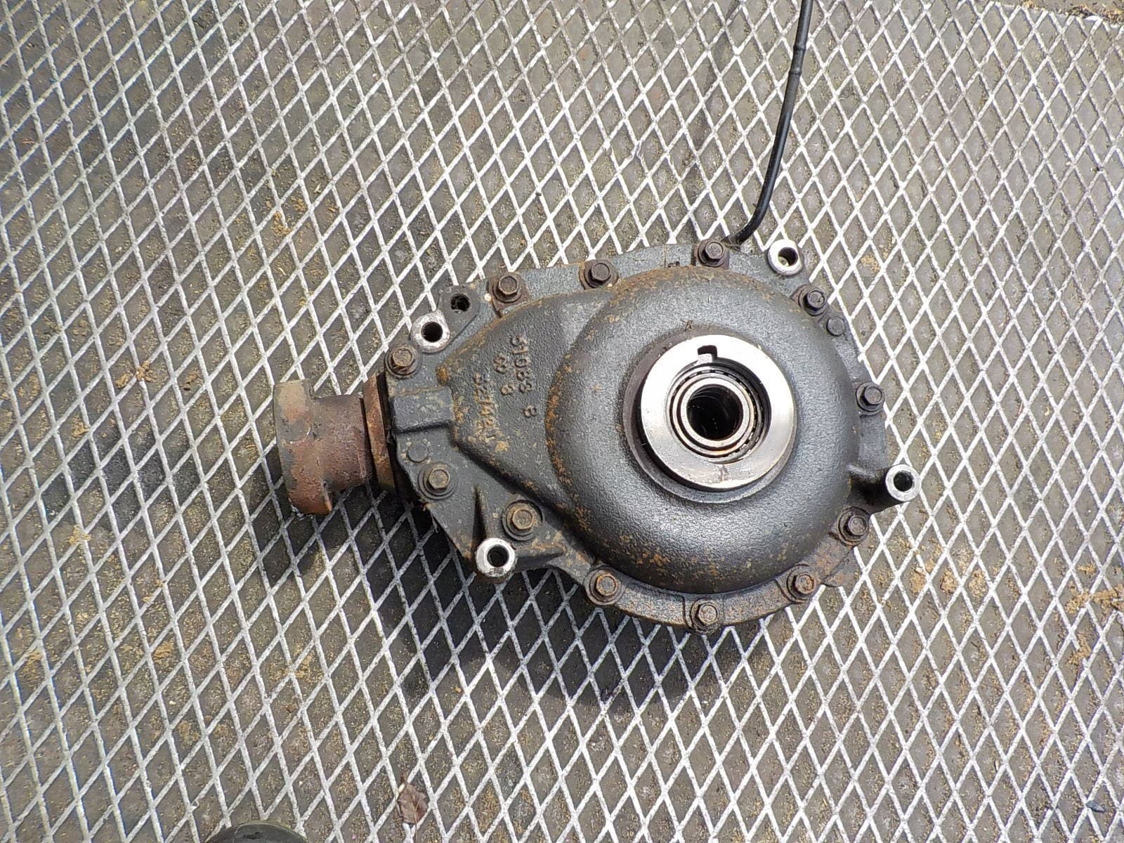 Puente Diferencial Land Rover L322 3.0 D 4.10 TBB000061 usado