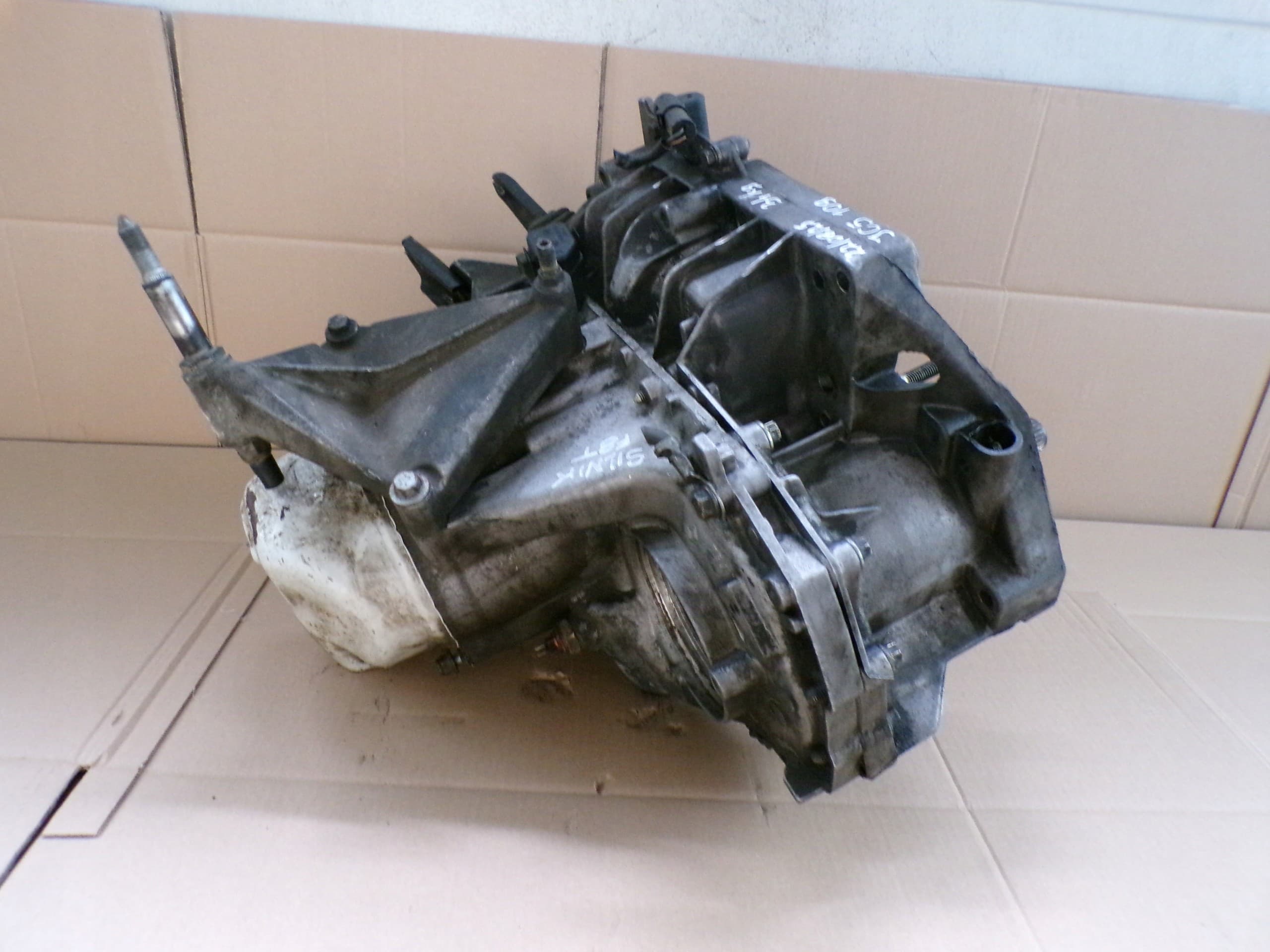 Caja de Cambios Manual JC5109 para Renault Scenic 1 1.9 DCI usado 5