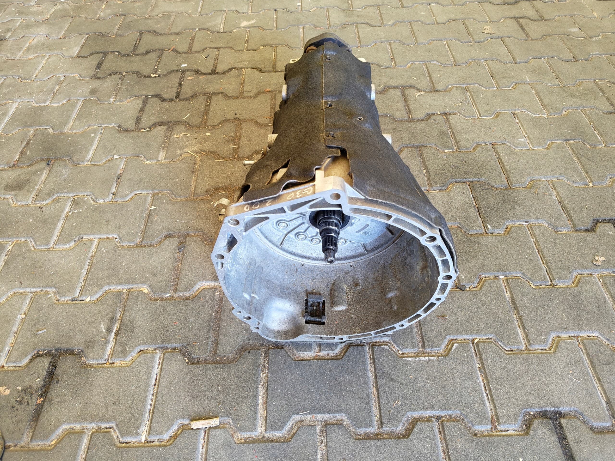 Transmisión Automática BMW GA8HP50Z usado 4