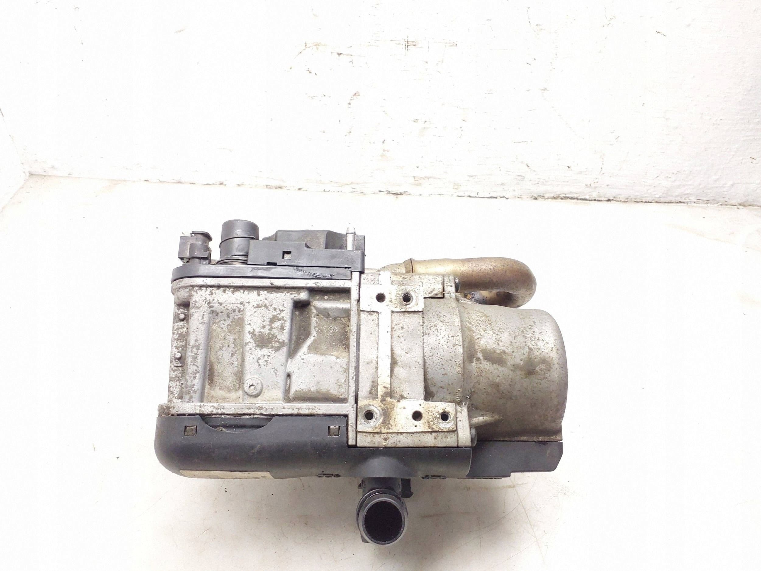 Calefactor de Estacionamiento Original (Webasto) 7LA819008C usado