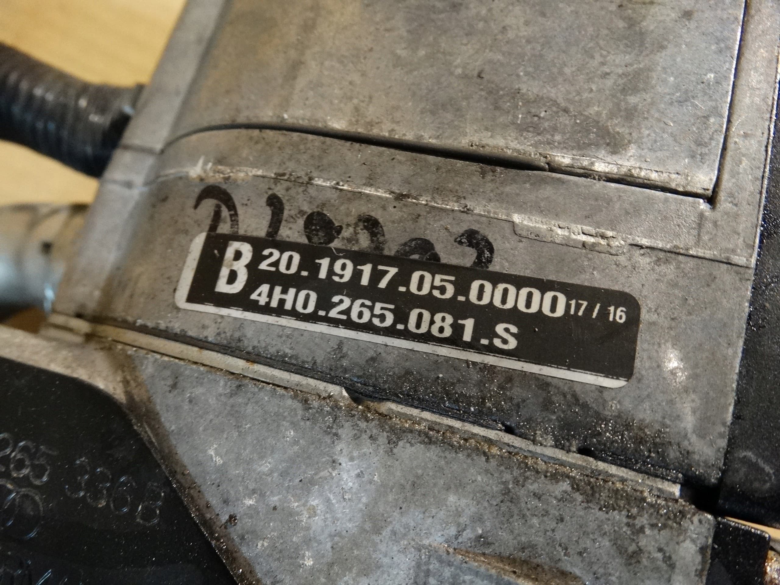 Calefactor de gasolina Webasto para Audi A8 D4 S8 4H 1 usado 3