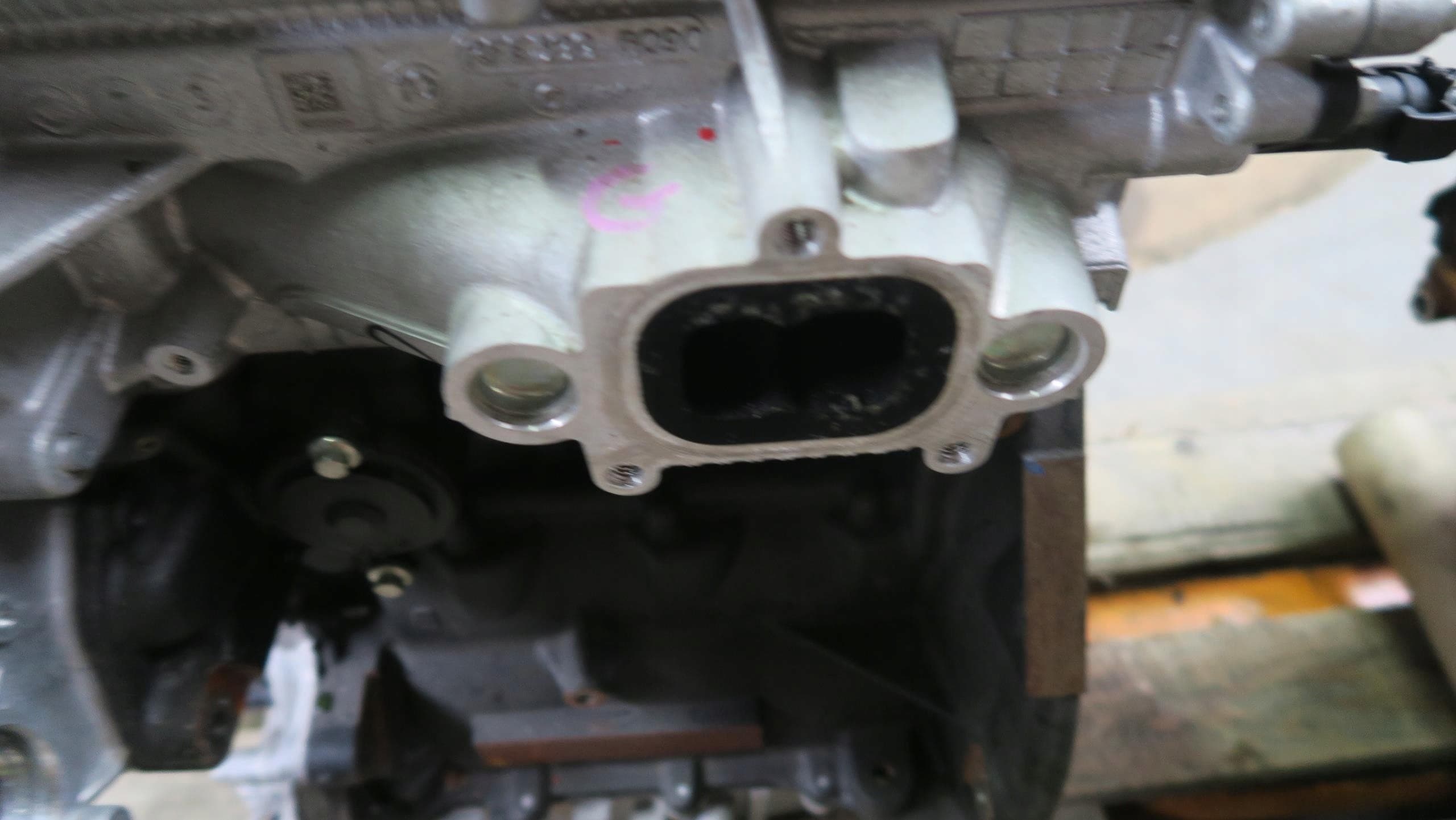 Motor de gasolina 1.1 original para Ford Fiesta MK8 usado 3
