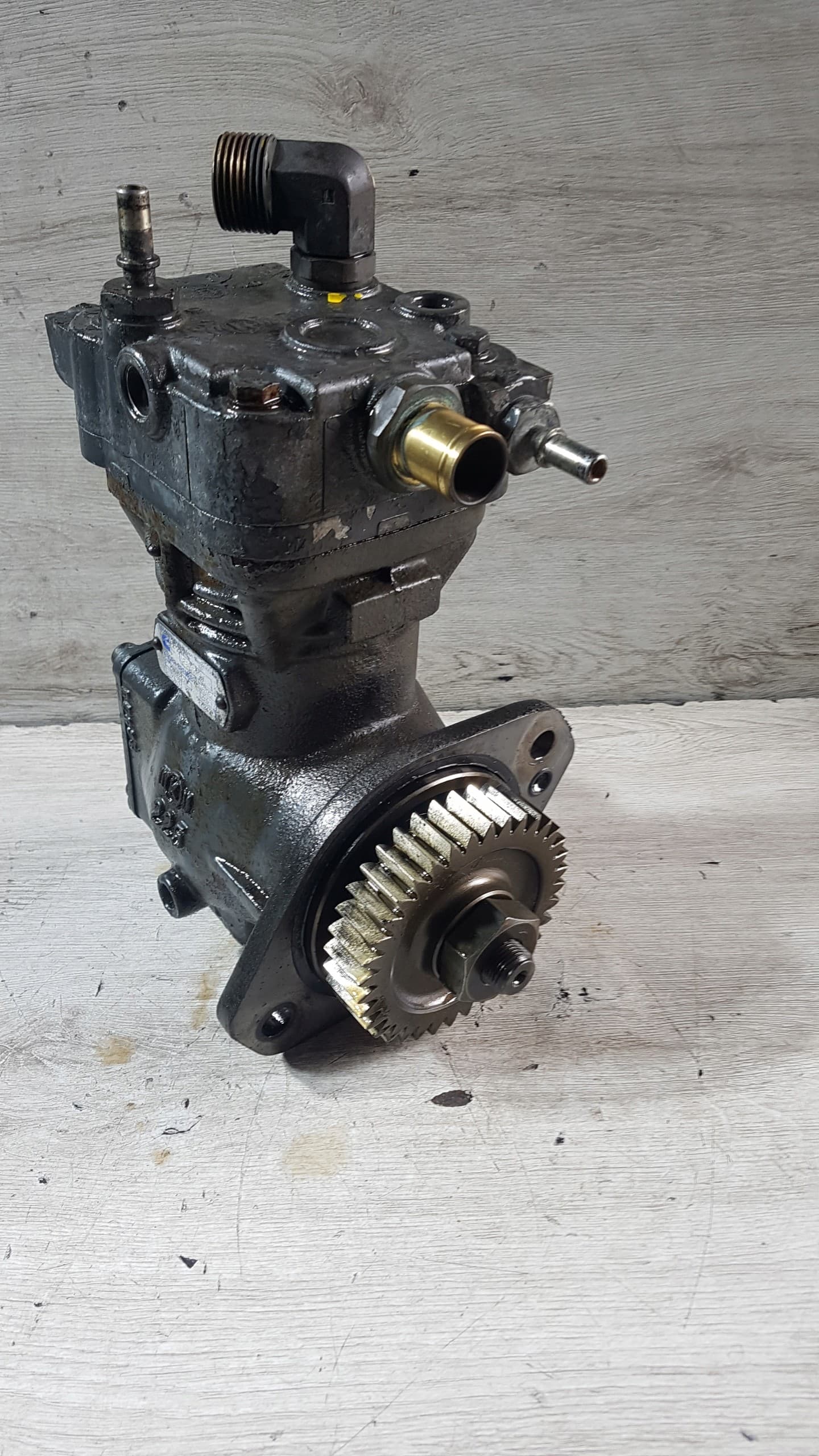 Compresor de aire Daf LF Euro 6 3971519, K0084572 usado 5