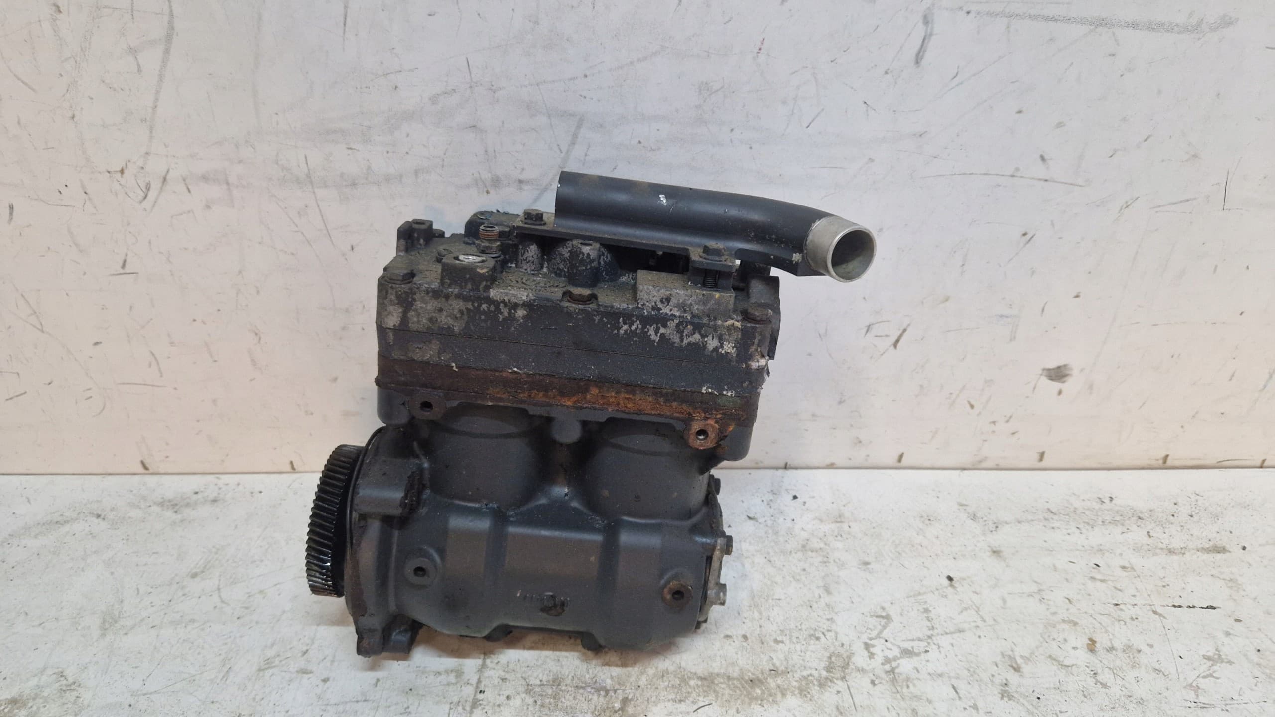 Compresor de aire Scania 1901246 usado