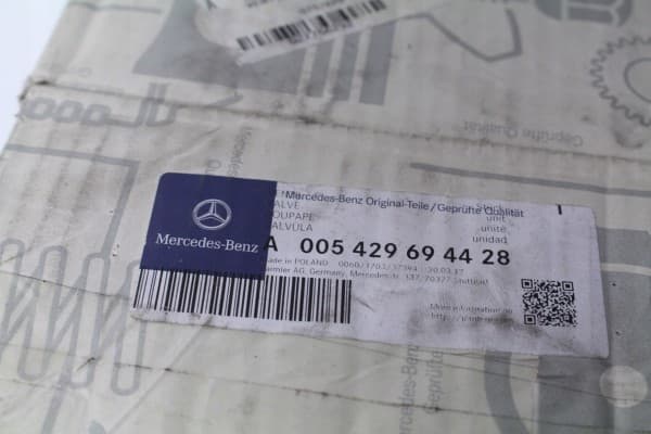 Válvula de Control Mercedes A0054296944 nuevo 5
