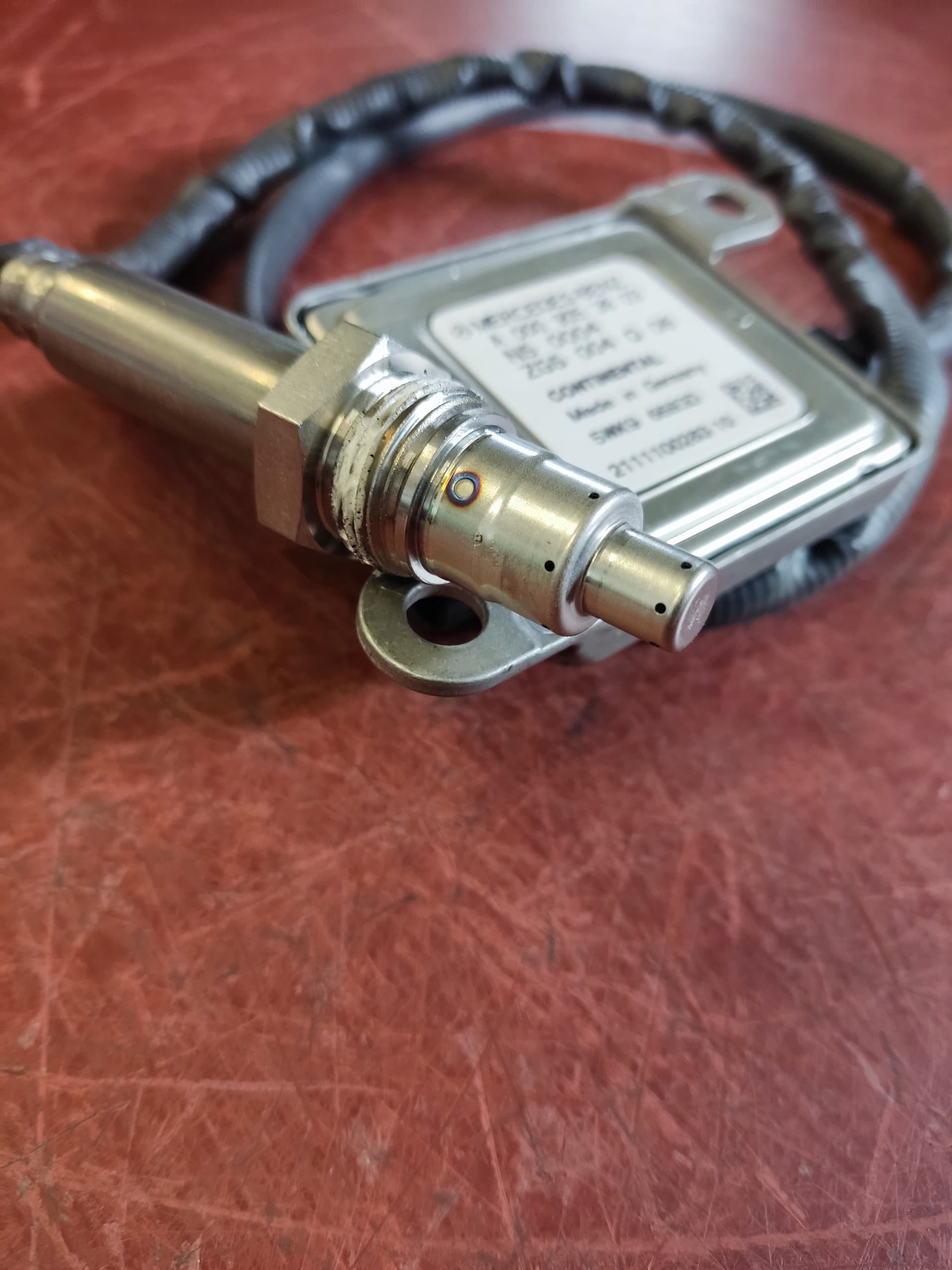 Sensor NOx Mercedes A0009053603 nuevo 4