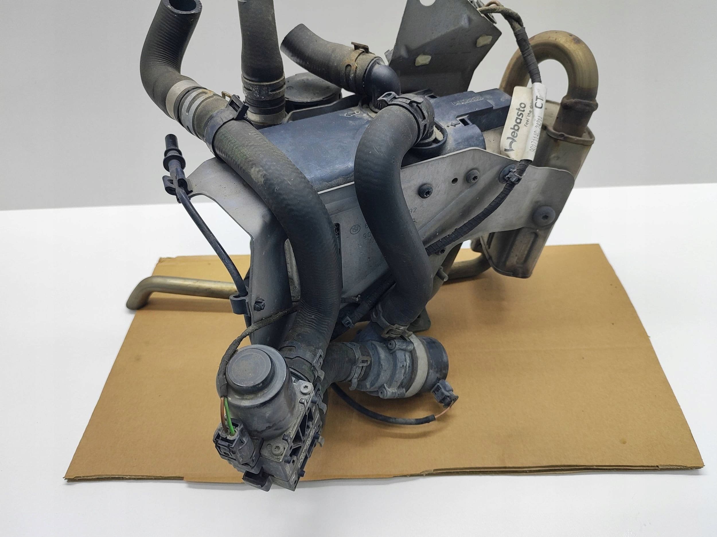 Calefactor de estacionamiento Webasto BMW F10 F11 9250302 usado 6