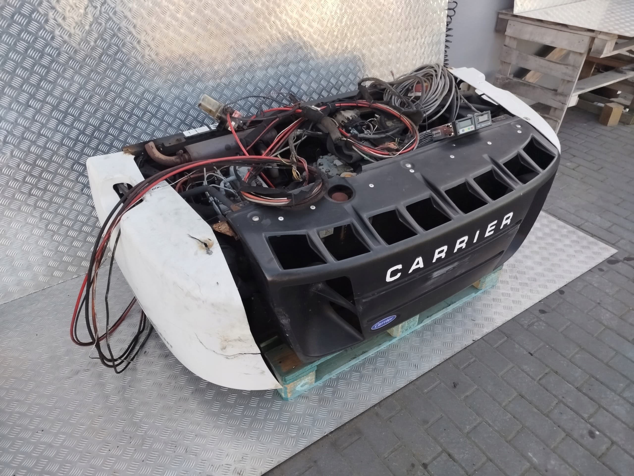 Unidad de Refrigeración Carrier usado 2