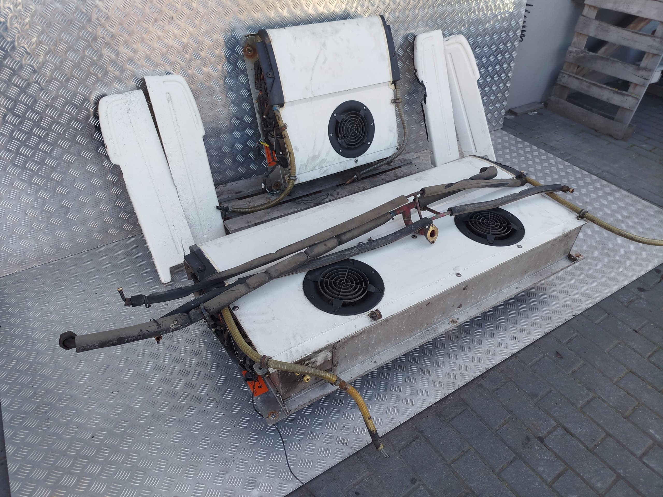 Unidad de Refrigeración Carrier usado 4