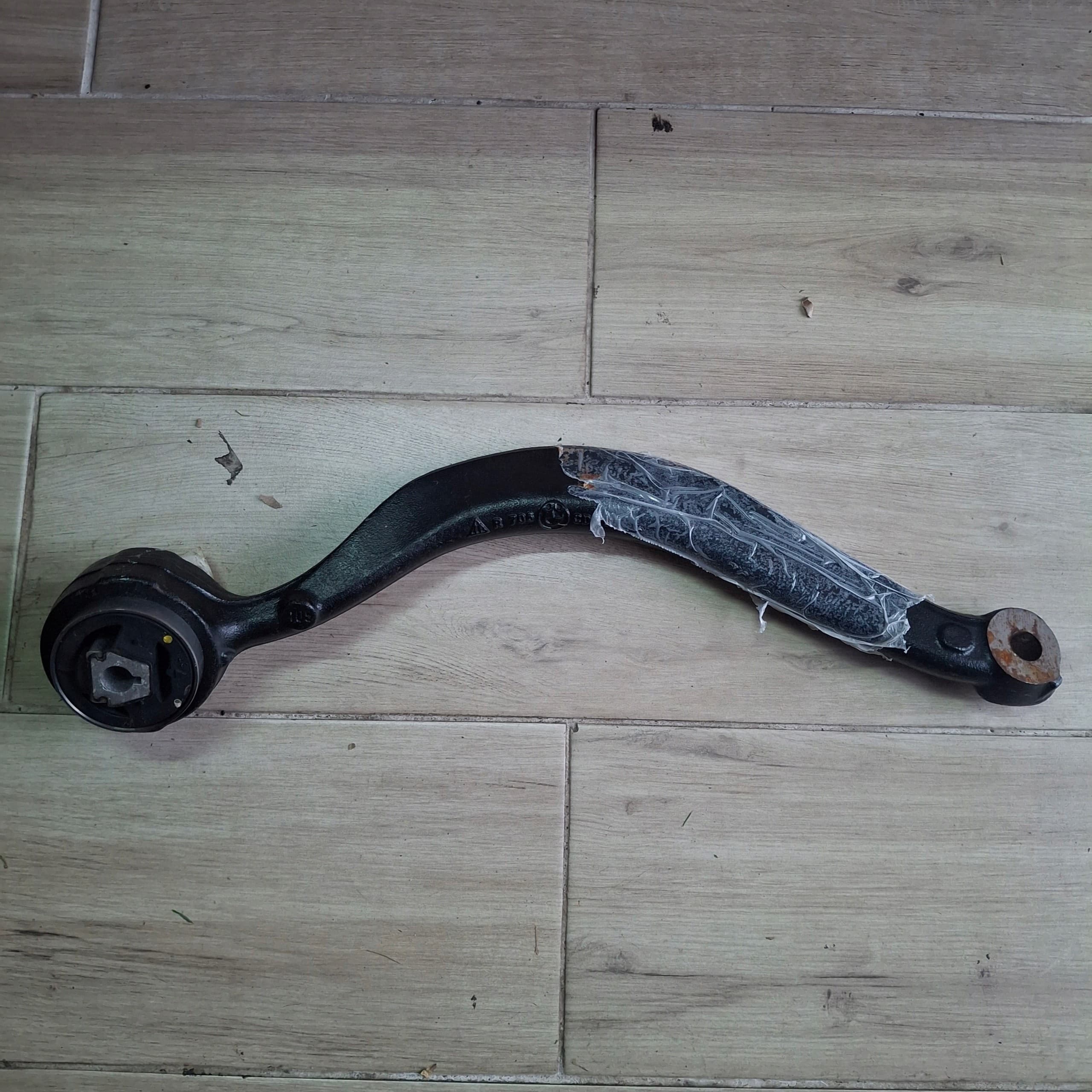 Brazo de Control Delantero BMW X5 E53 31126769718 Original nuevo 3