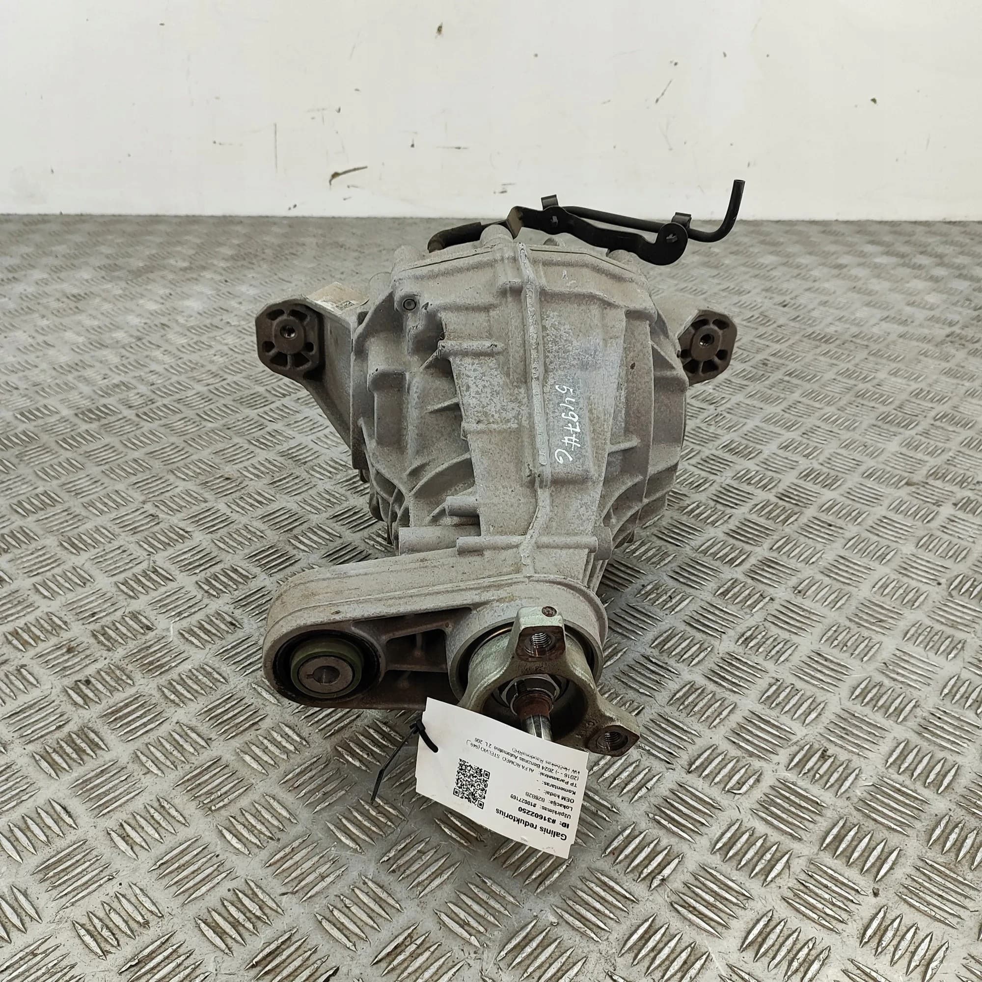 Reductor Trasero Alfa Romeo Stelvio (949) 2.0L 206 kW 2024 usado 2