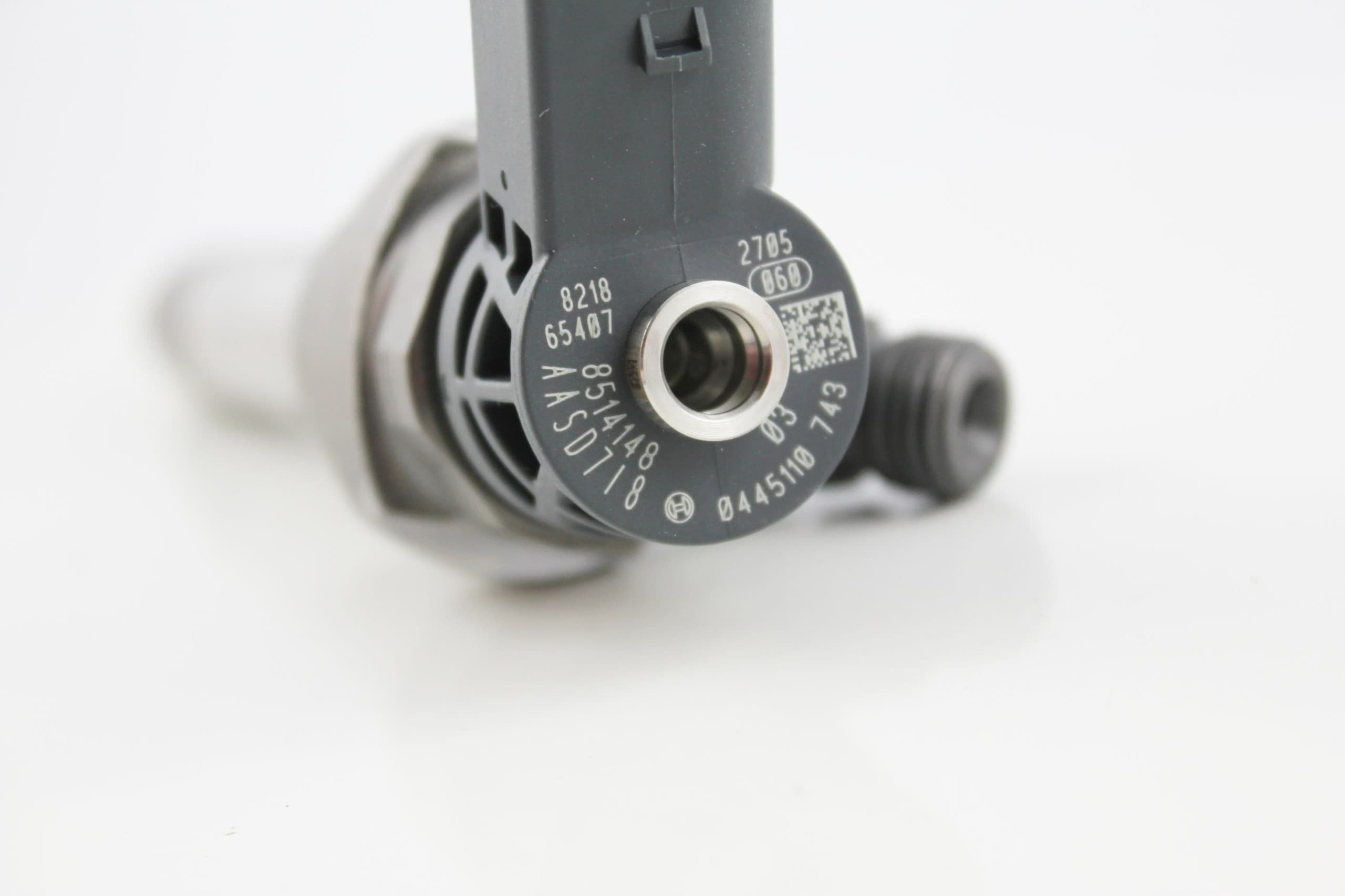 Inyector BMW OE 13538514148 nuevo 7