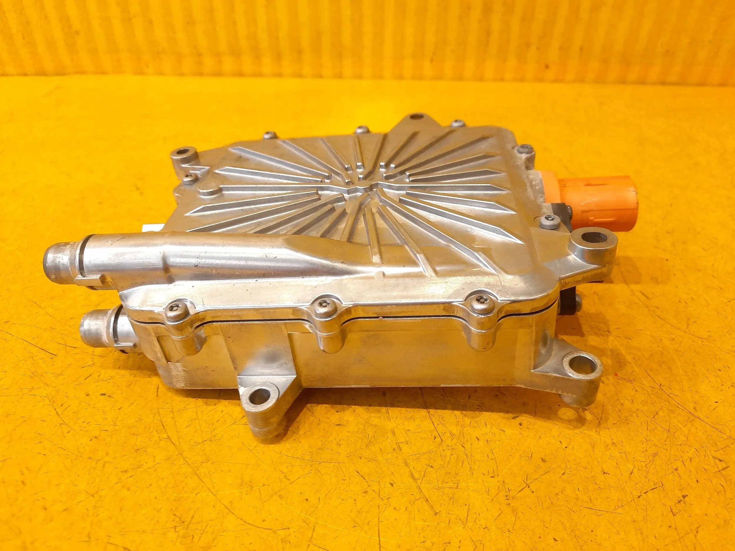 Calefactor eléctrico BMW U06 U11 5A4BA56 usado 2
