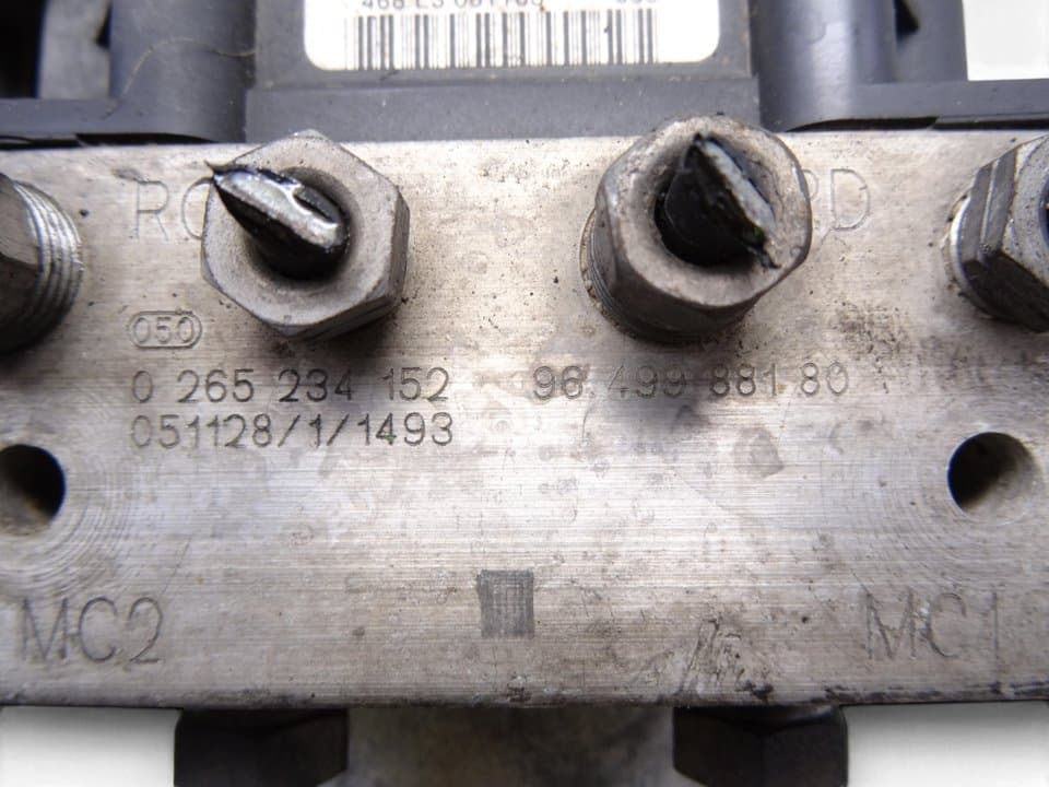 ABS Peugeot 307 Berlina (S2) X-Line 2026 9649988180 220443 usado 3