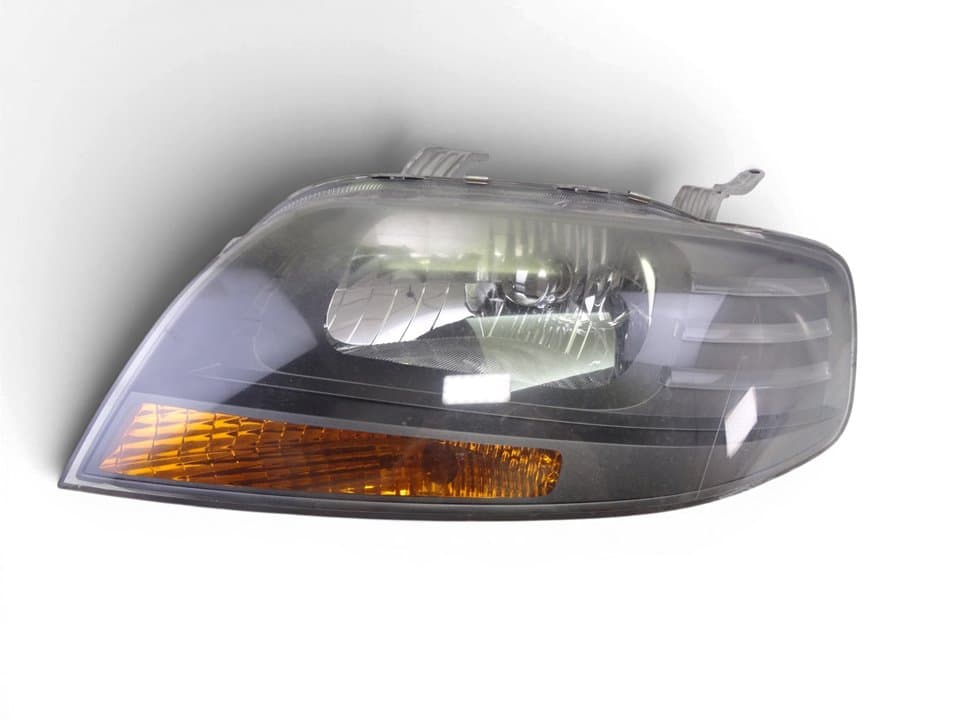 Faro Izquierdo Chevrolet Kalos 1.2 S (D/A) 2006 220490 usado