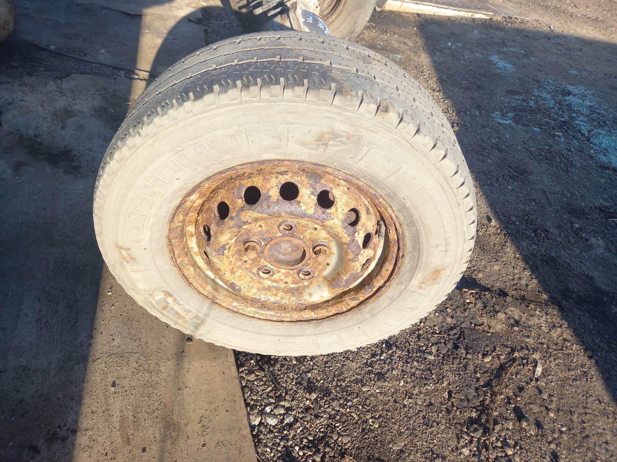 Puente de suspensión trasera diferencial VW LT35 35 8 usado 5