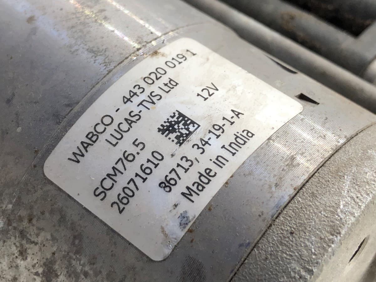 Compresor de suspensión A2133200104 usado 6