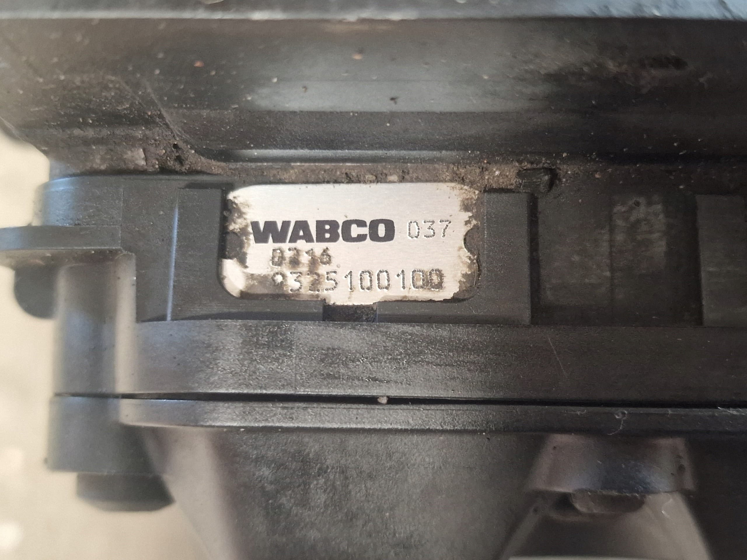 Secador de Aire Apm Aps Scania R 2308777 2153854 usado 4