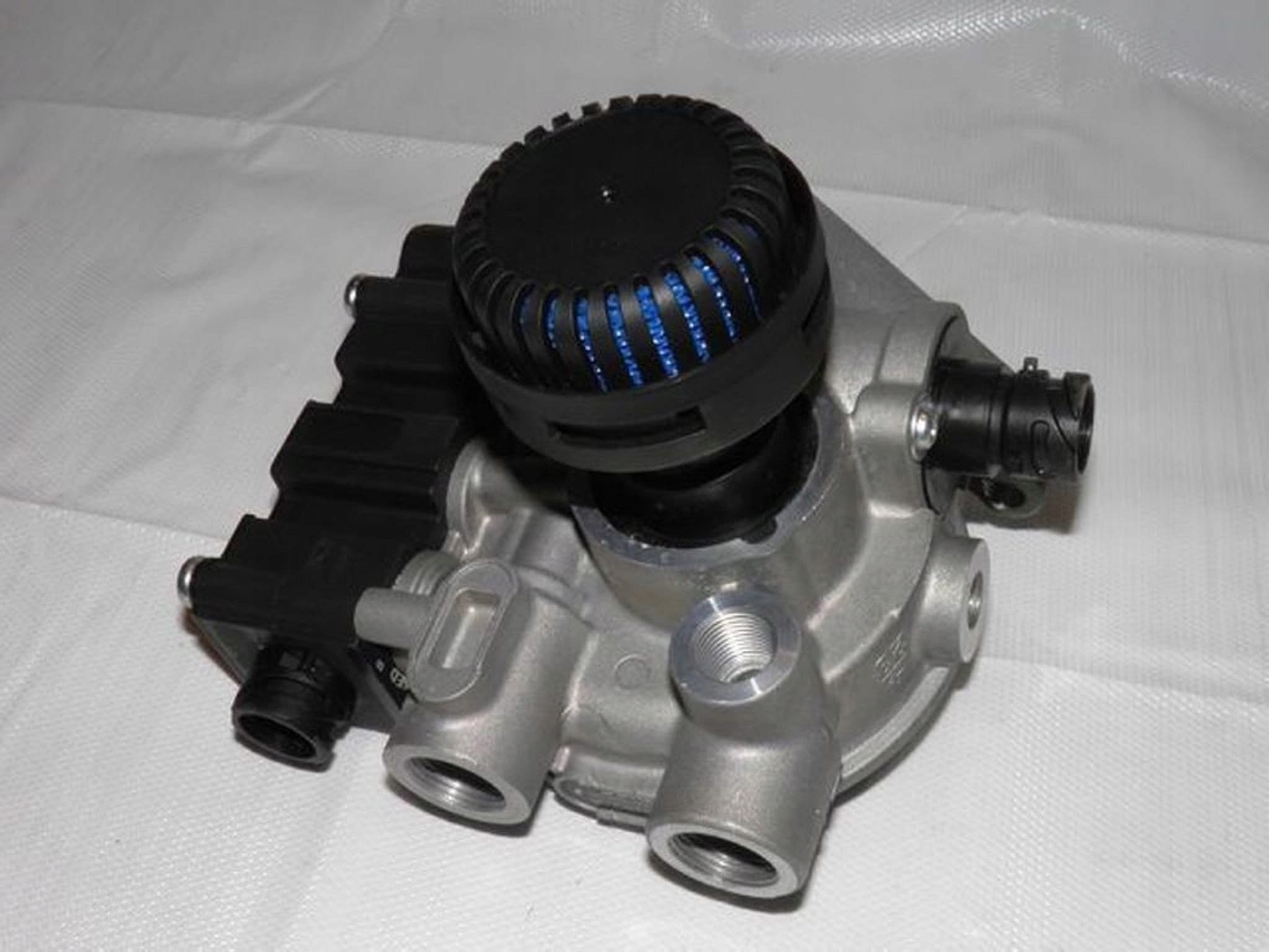 Deshumidificador Volvo Sorl 35110210030 nuevo 5