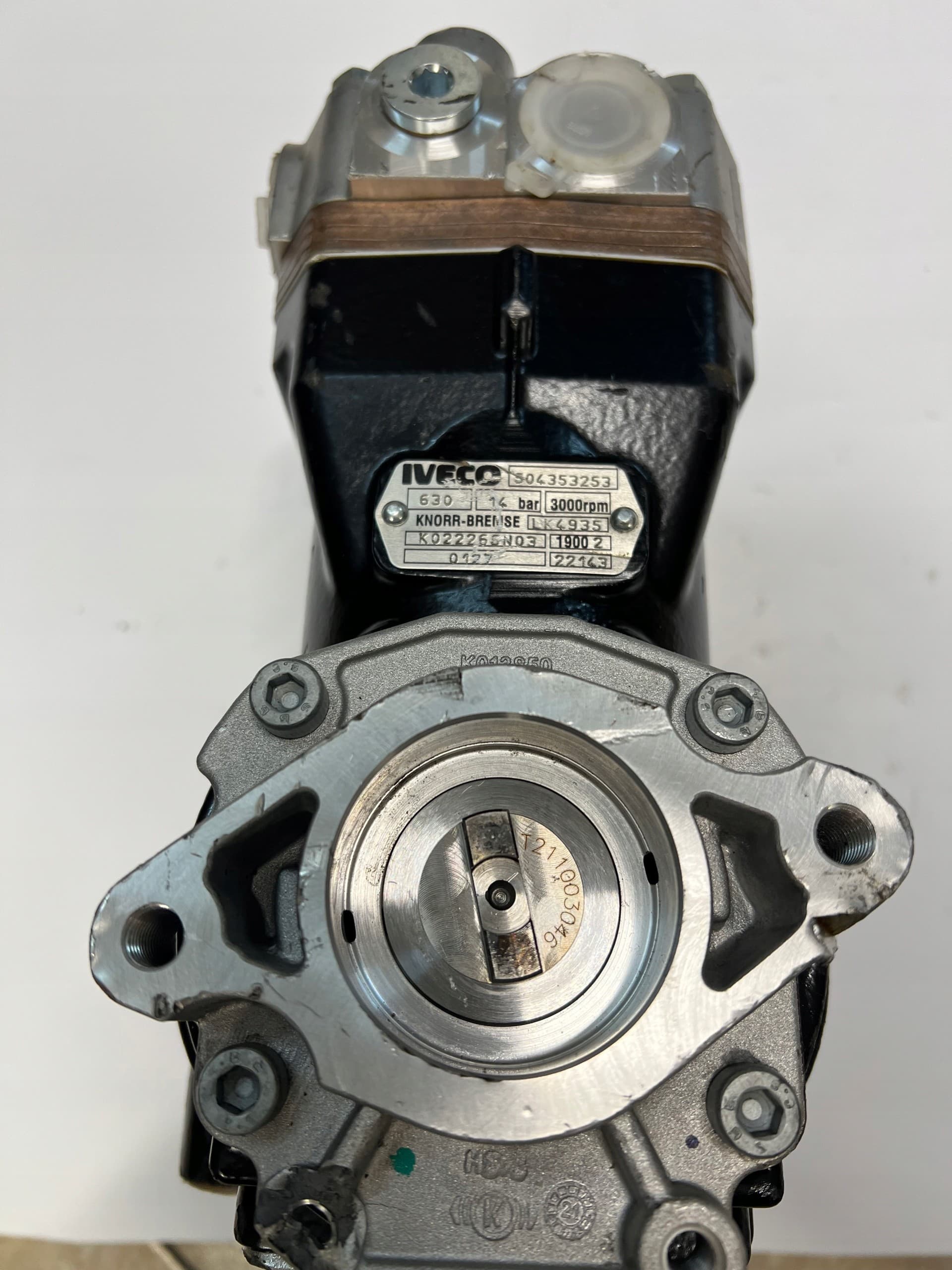 Compresor de freno de aire Iveco LK4935 / 504293730 usado 3