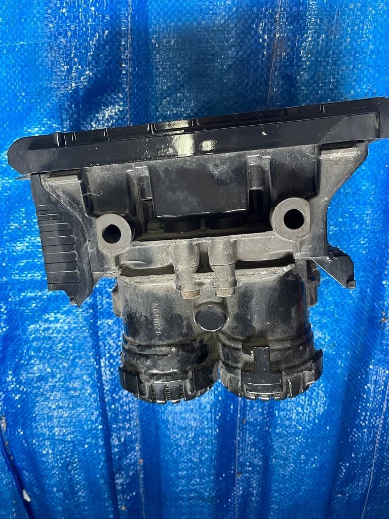 Válvula moduladora Ebs Man Tgs Tgx 81521066069 K050210 nuevo