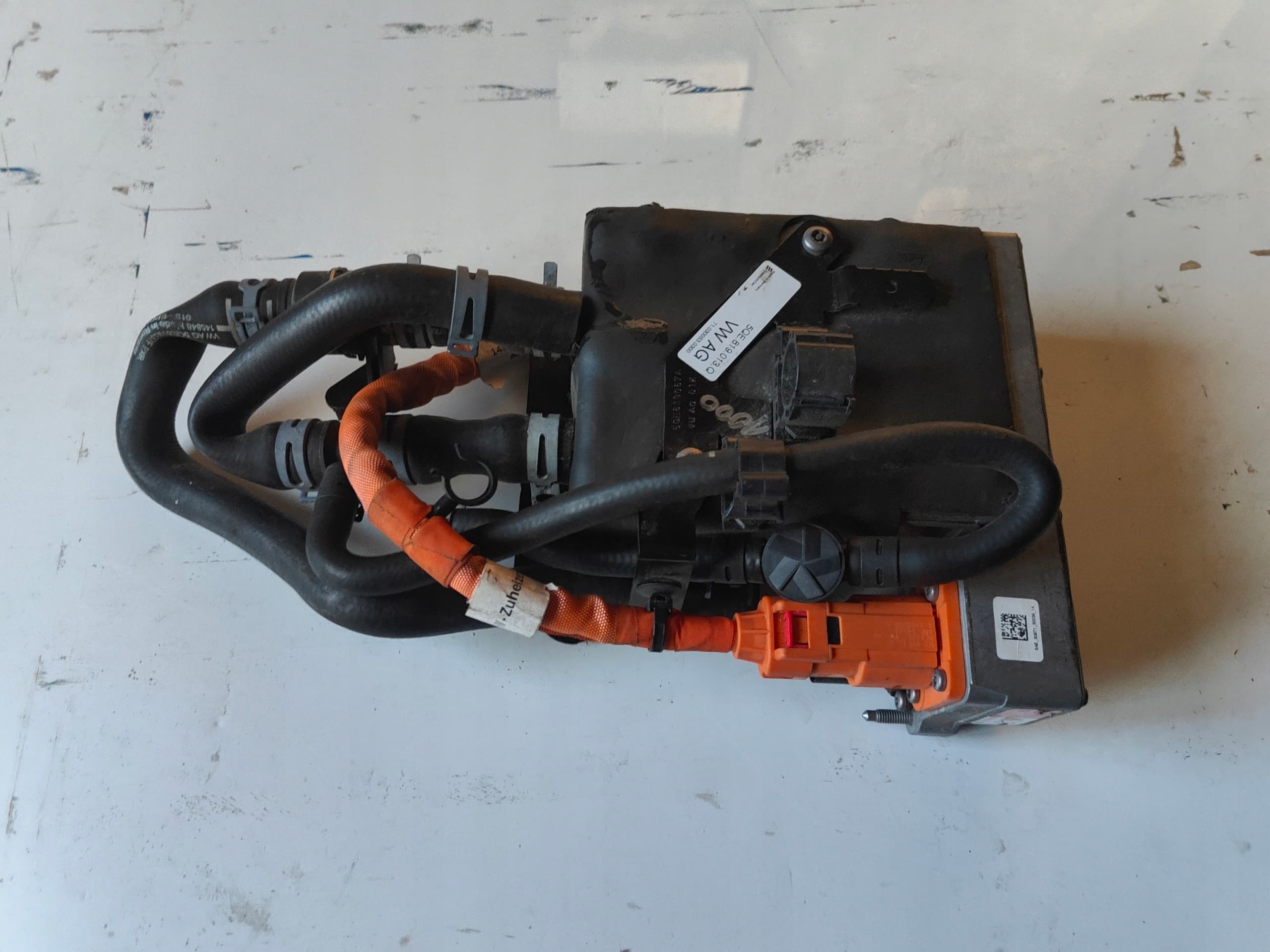 Intercambiador de Calor Webasto E-Golf Vii 7 12E963231E usado 9